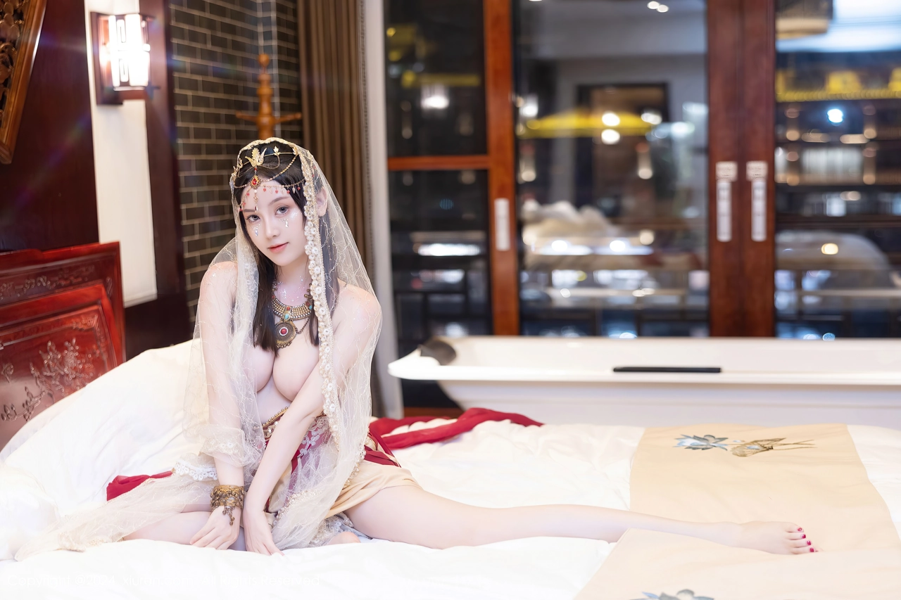 XIUREN(秀人网) No.8349 Classy Chinese Beauty Queen 豆瓣酱