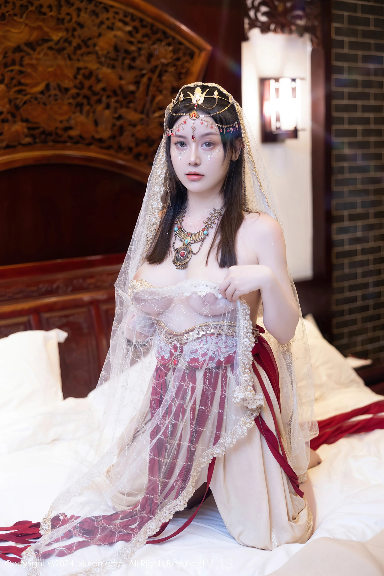 XIUREN(秀人网) No.8349 Classy Chinese Beauty Queen 豆瓣酱