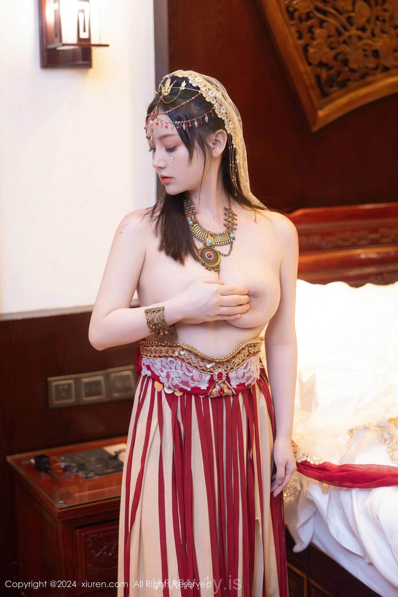 XIUREN(秀人网) No.8349 Classy Chinese Beauty Queen 豆瓣酱