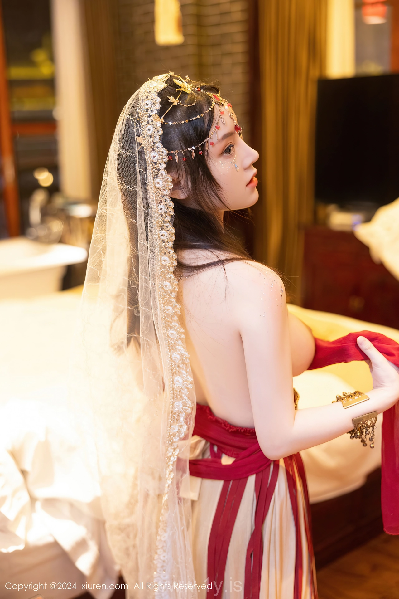 XIUREN(秀人网) No.8349 Classy Chinese Beauty Queen 豆瓣酱