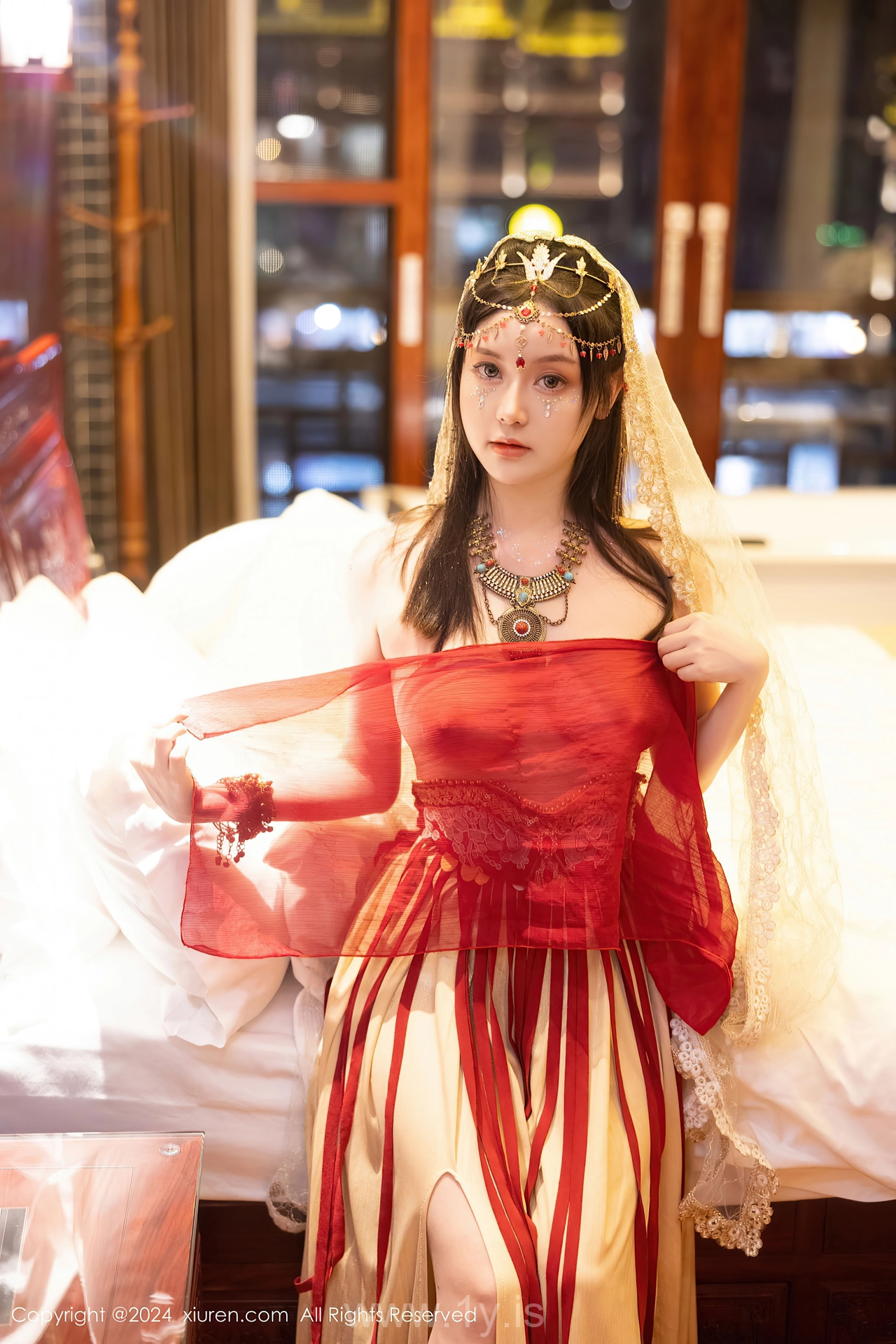 XIUREN(秀人网) No.8349 Classy Chinese Beauty Queen 豆瓣酱