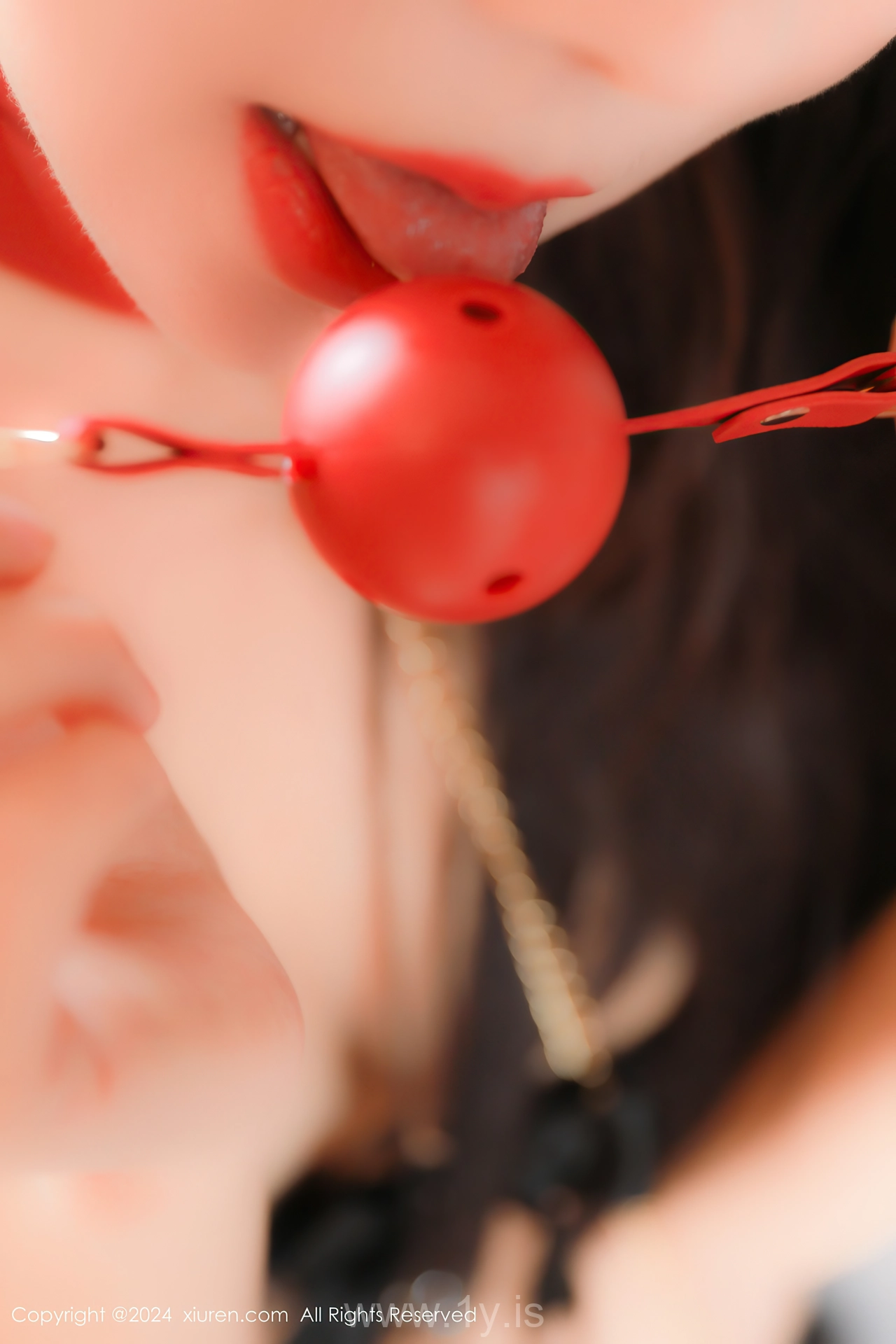 XIUREN(秀人网) No.8351 Charming Asian Vixen 桃妖夭