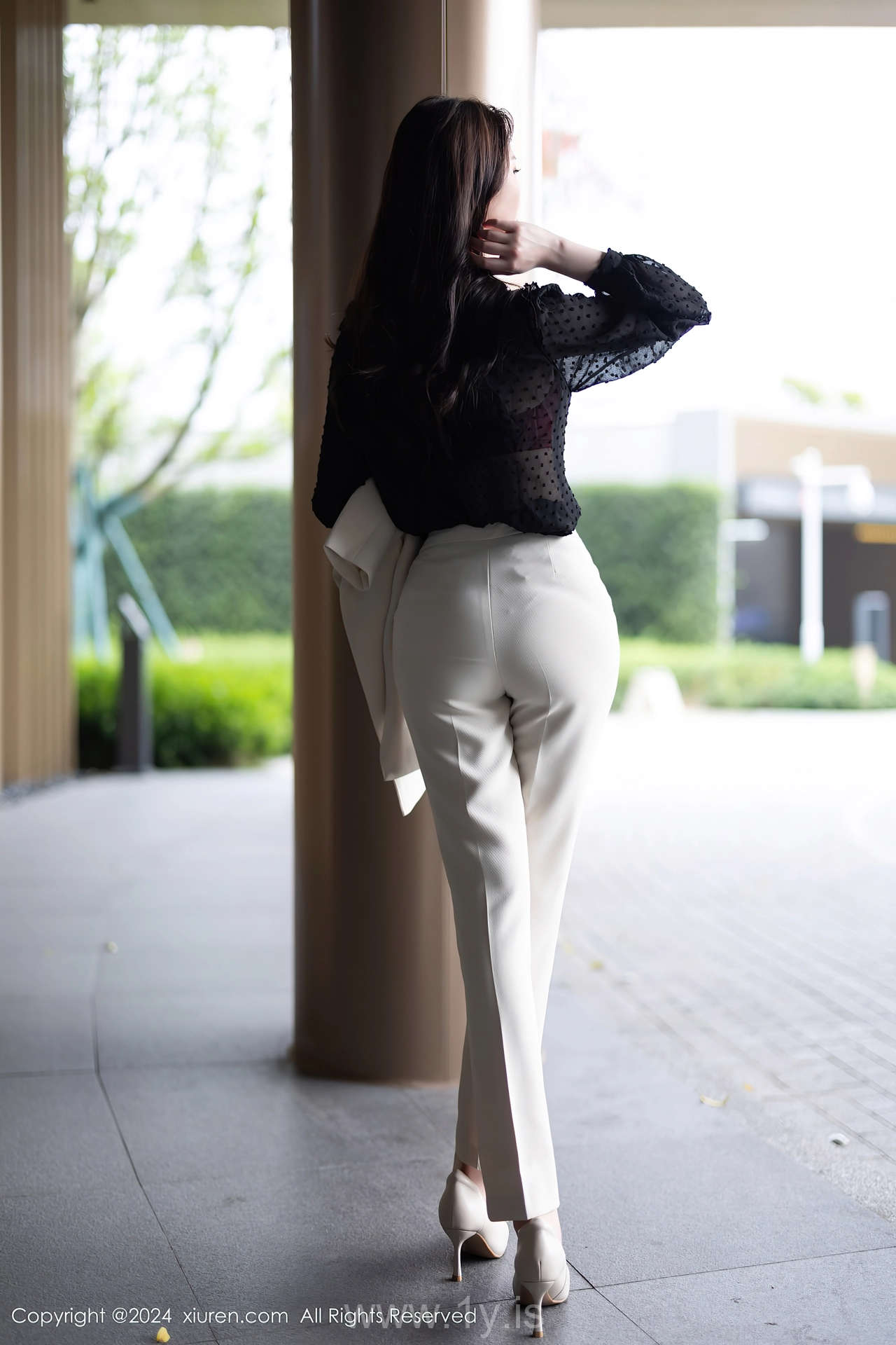 XIUREN(秀人网) No.8354 Sparkling & Gorgeous Chinese Fox 梦心玥