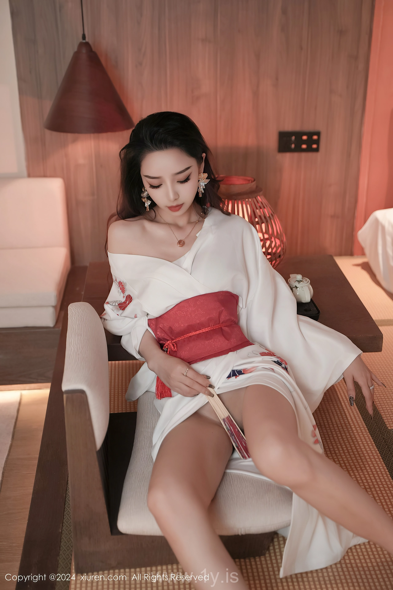 XIUREN(秀人网) No.8367 Beautiful & Chic Asian Girl 苏曼兮