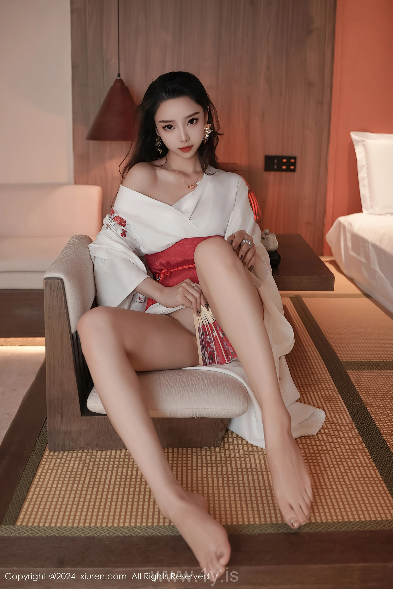 XIUREN(秀人网) No.8367 Beautiful & Chic Asian Girl 苏曼兮