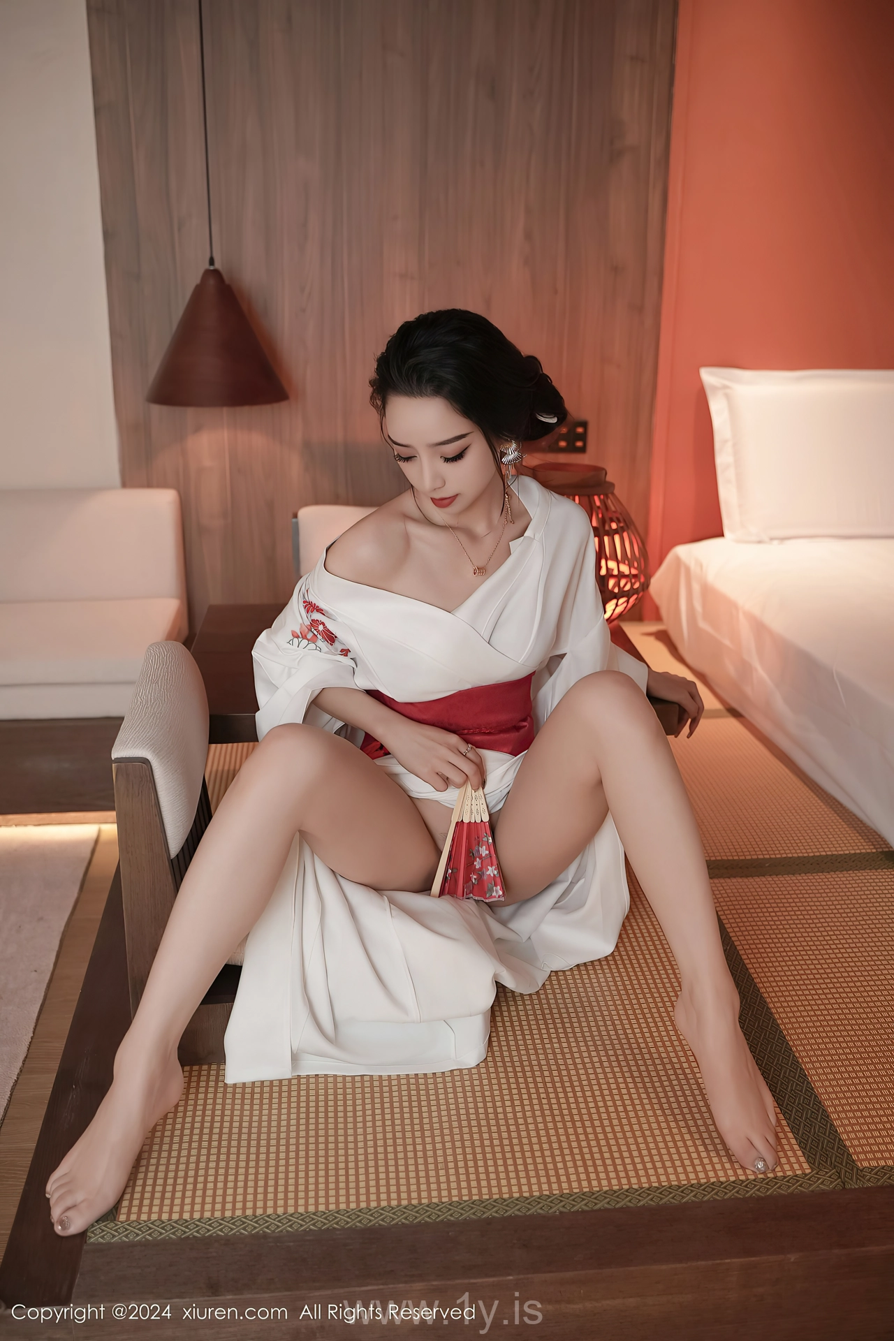 XIUREN(秀人网) No.8367 Beautiful & Chic Asian Girl 苏曼兮