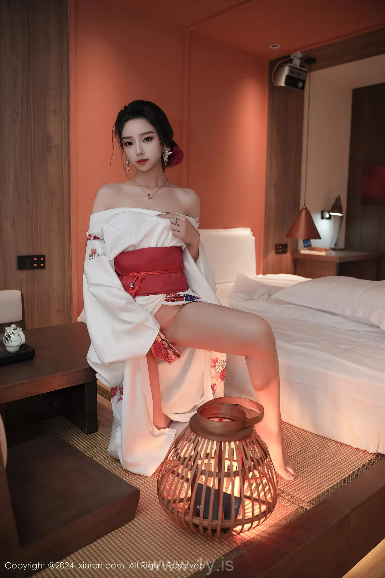 XIUREN(秀人网) No.8367 Beautiful & Chic Asian Girl 苏曼兮