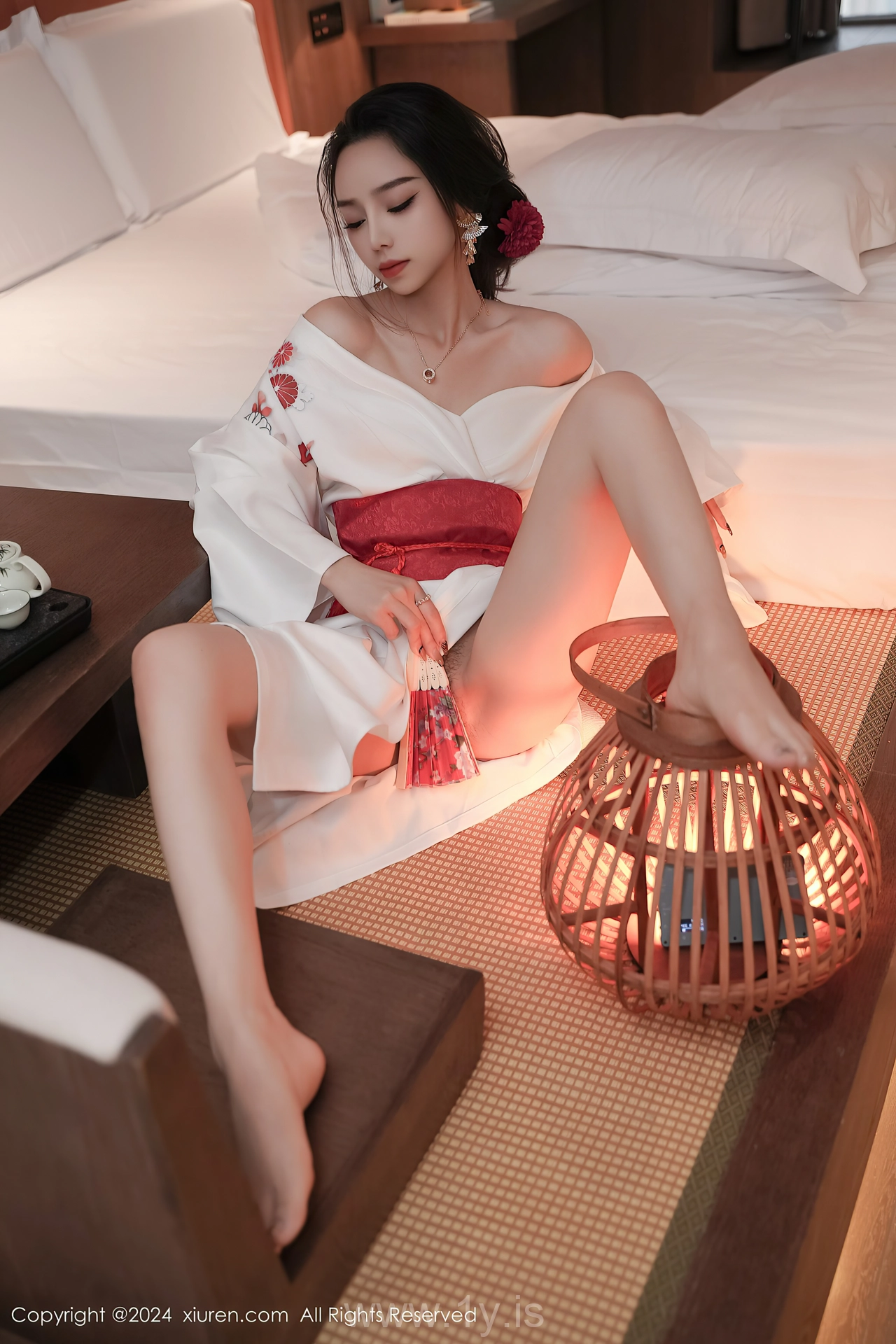 XIUREN(秀人网) No.8367 Beautiful & Chic Asian Girl 苏曼兮