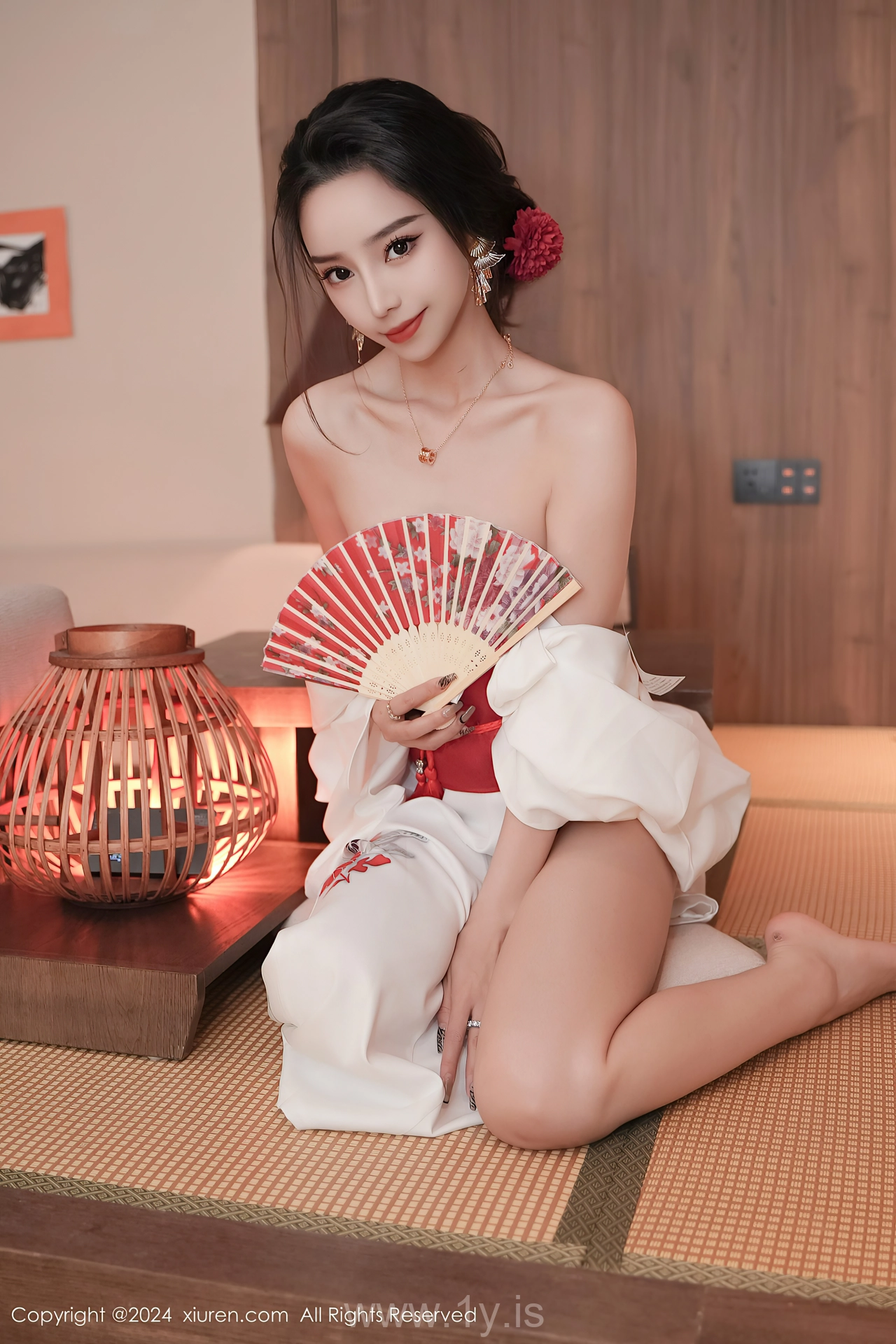 XIUREN(秀人网) No.8367 Beautiful & Chic Asian Girl 苏曼兮