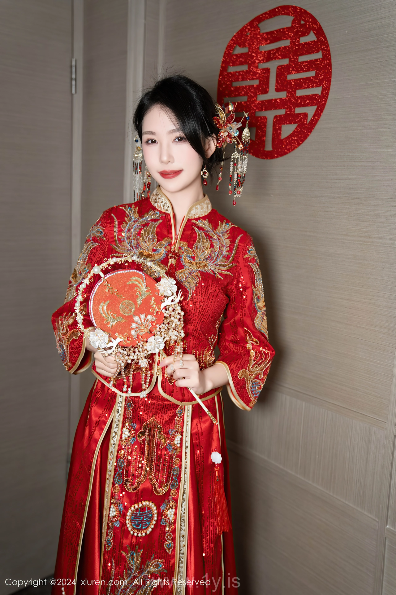 XIUREN(秀人网) No.8376 Refined Chinese Goddess 利世