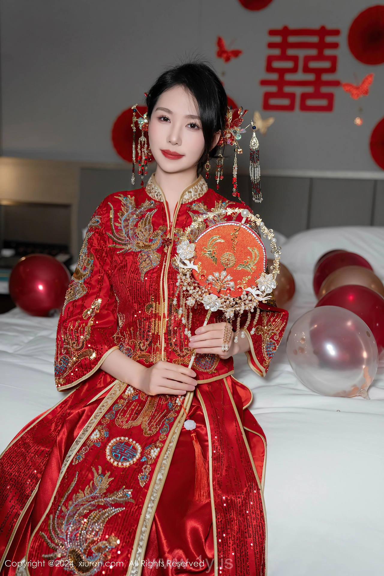 XIUREN(秀人网) No.8376 Refined Chinese Goddess 利世