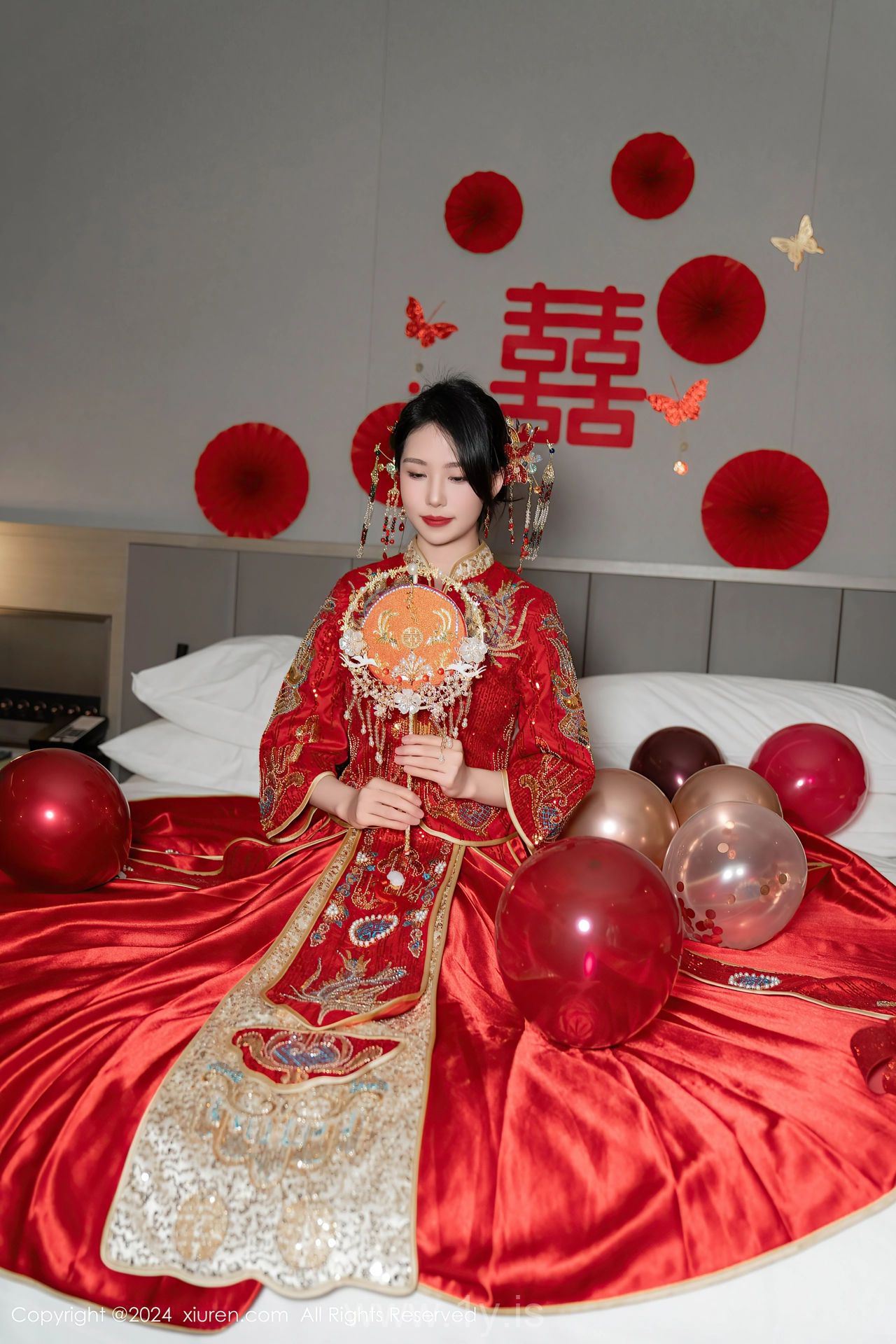 XIUREN(秀人网) No.8376 Refined Chinese Goddess 利世