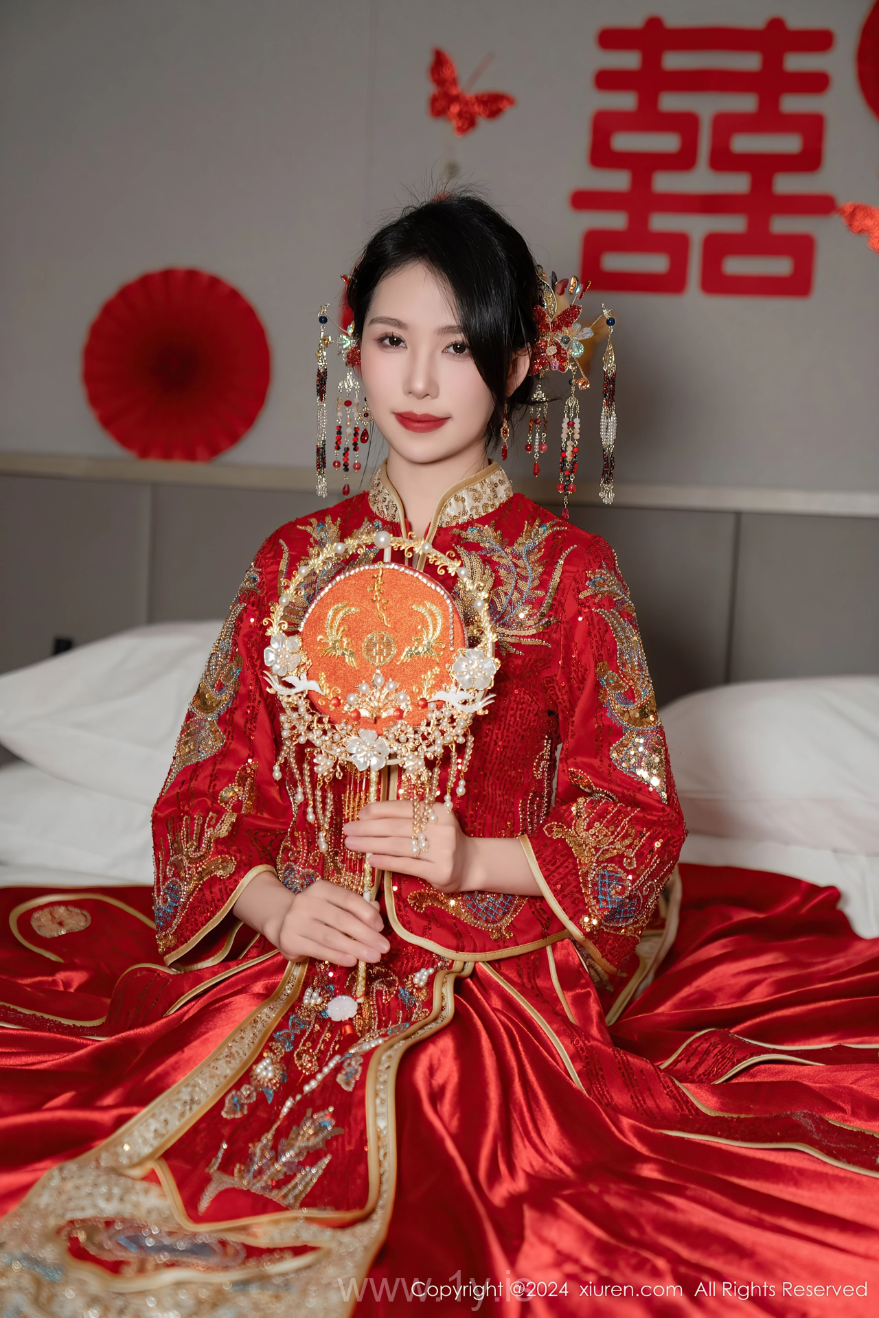 XIUREN(秀人网) No.8376 Refined Chinese Goddess 利世