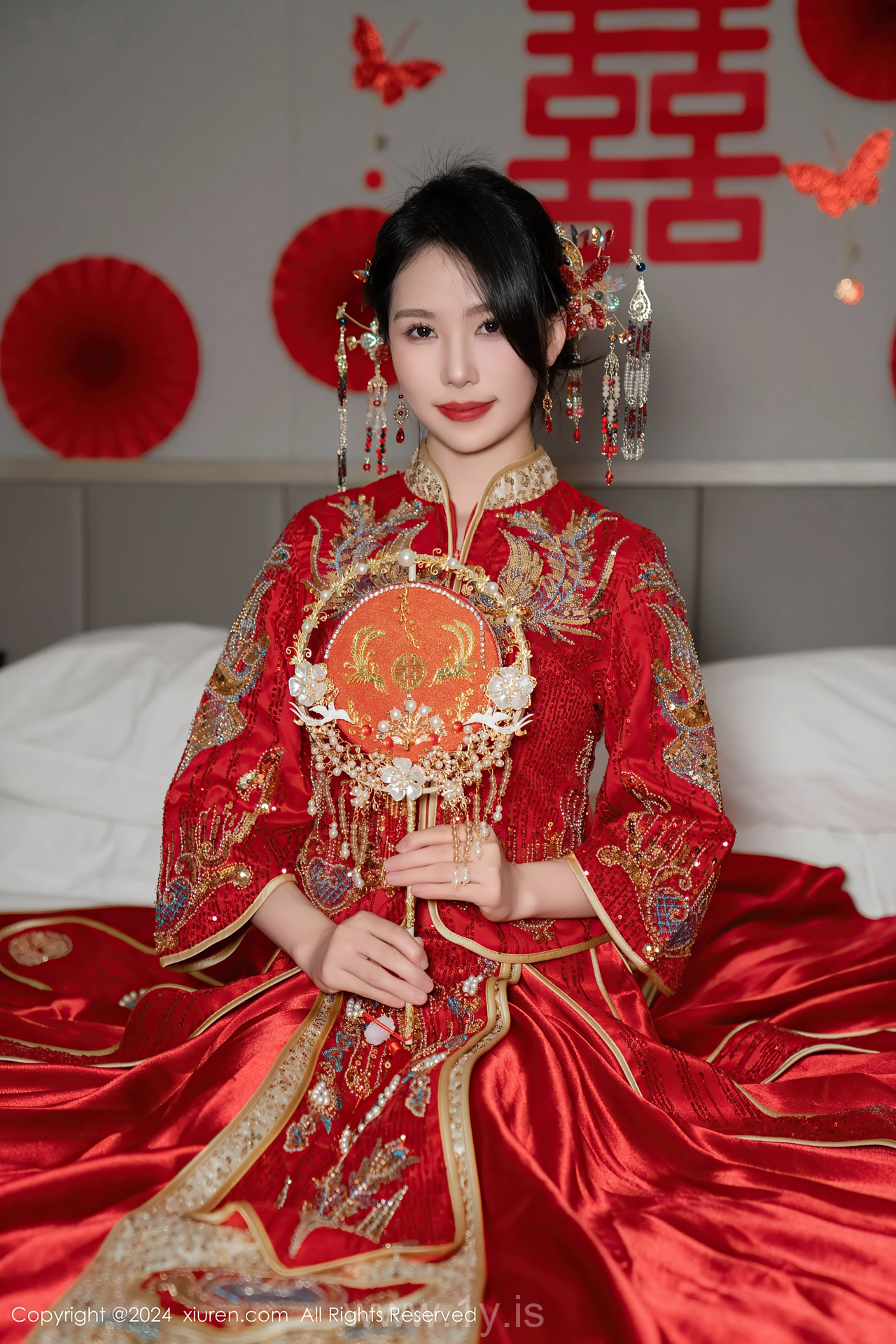 XIUREN(秀人网) No.8376 Refined Chinese Goddess 利世