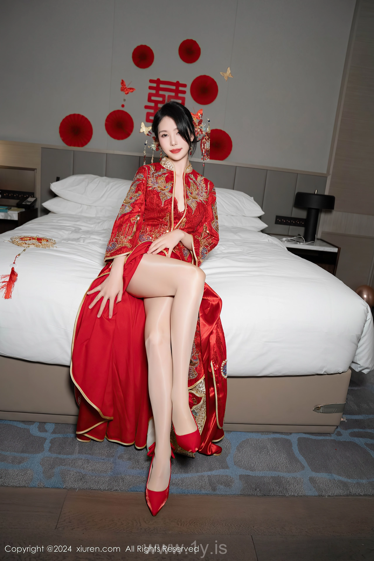 XIUREN(秀人网) No.8376 Refined Chinese Goddess 利世