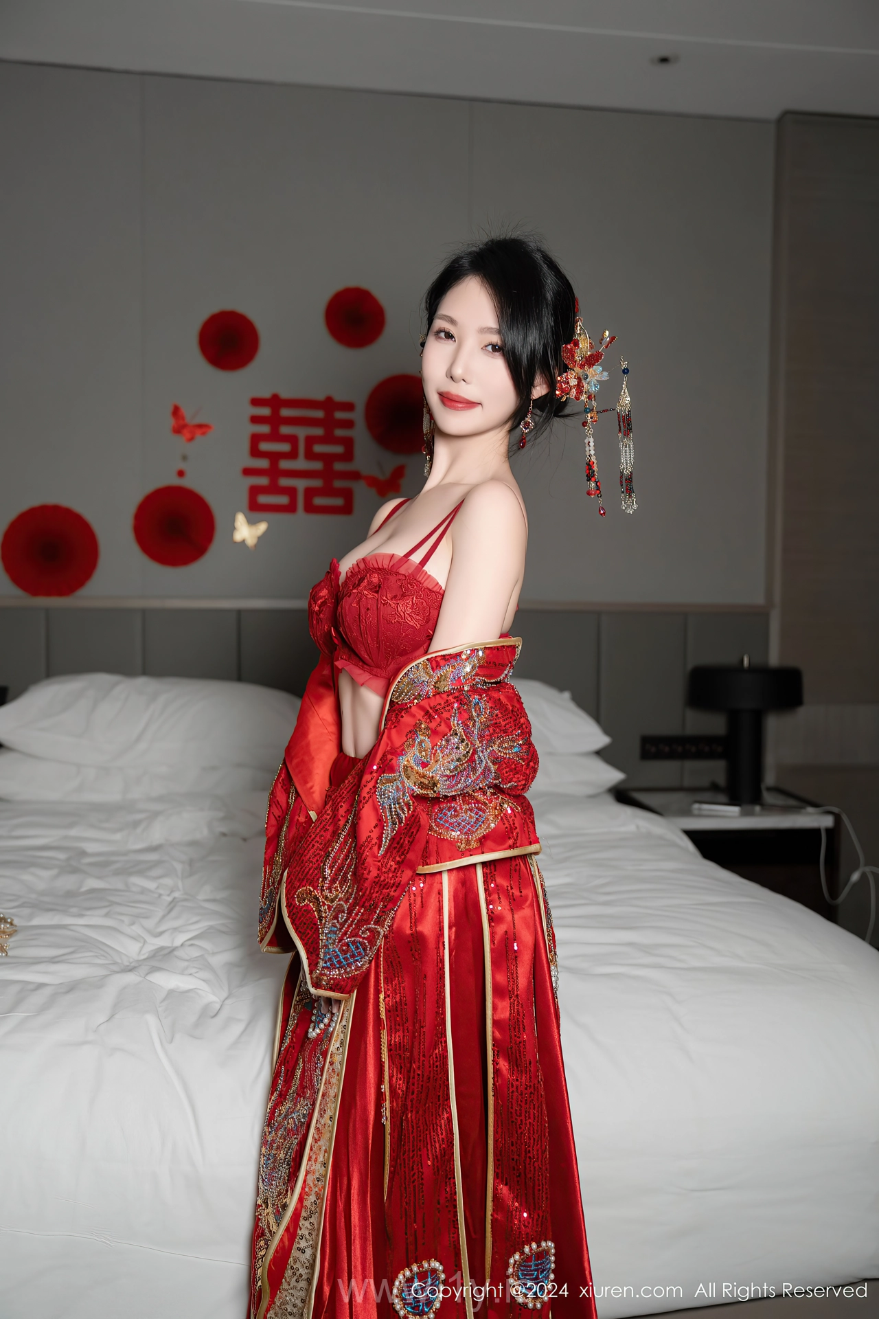 XIUREN(秀人网) No.8376 Refined Chinese Goddess 利世