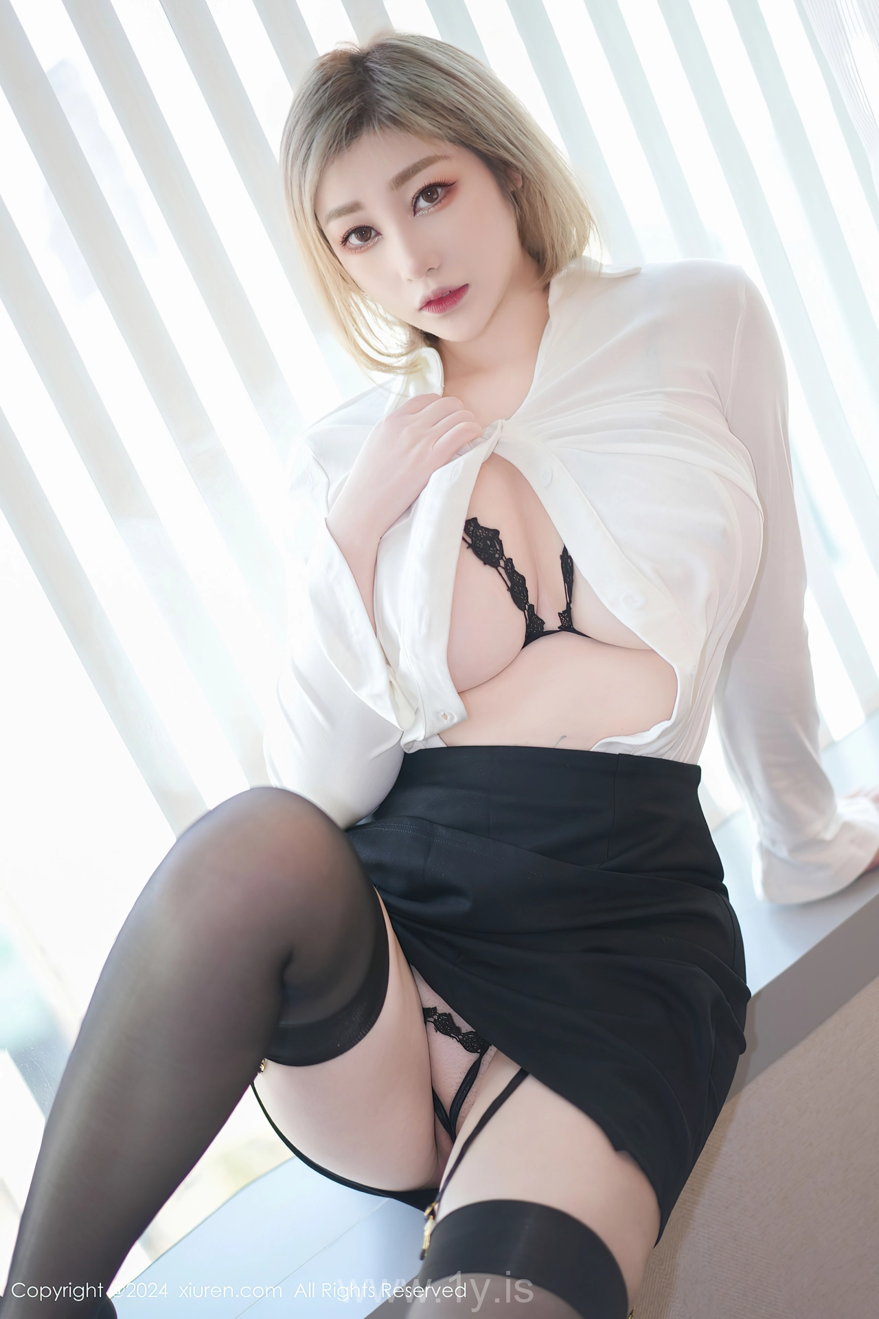 XIUREN(秀人网) No.8381 Intriguing Chinese Hottie 妲己_Toxic