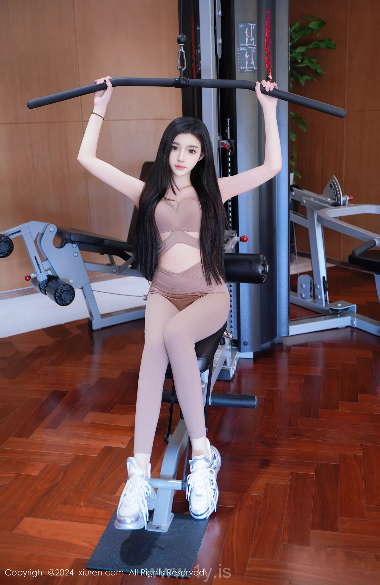 XIUREN(秀人网) No.8382 Sultry & Cute Chinese Sweetie 龙雪儿