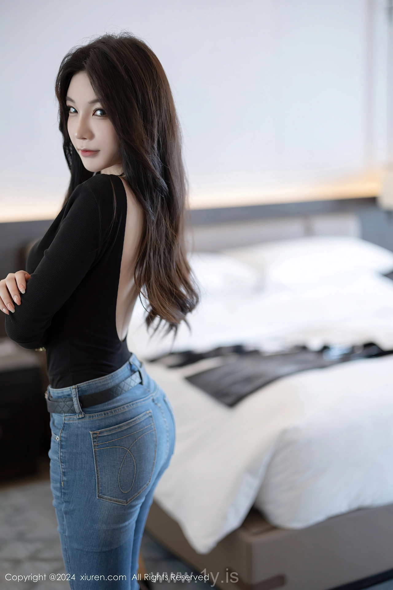 XIUREN(秀人网) No.8385 Lively & Chic Asian Dreamgirl 徐莉芝Booty