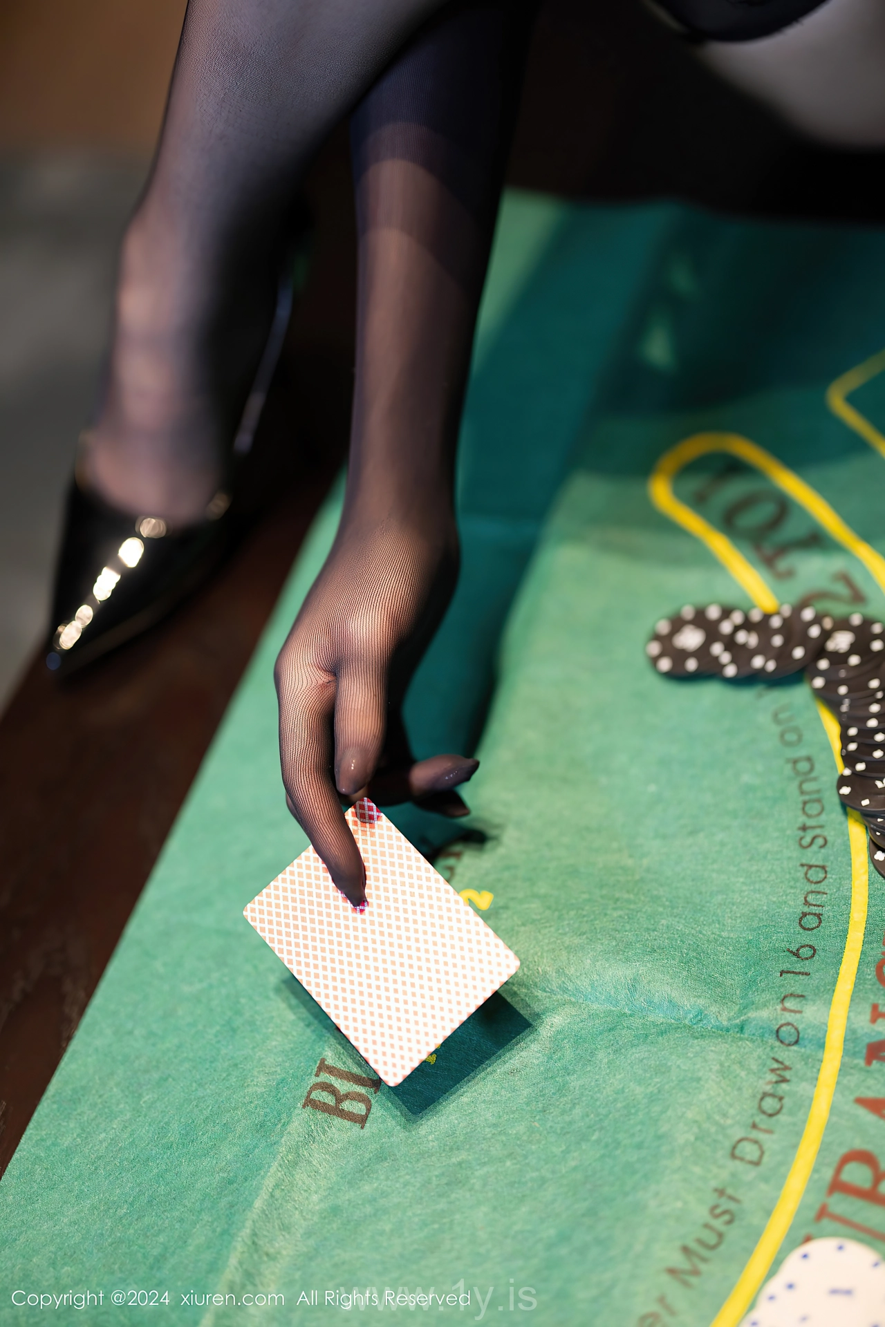 XIUREN(秀人网) No.8385 Lively & Chic Asian Dreamgirl 徐莉芝Booty