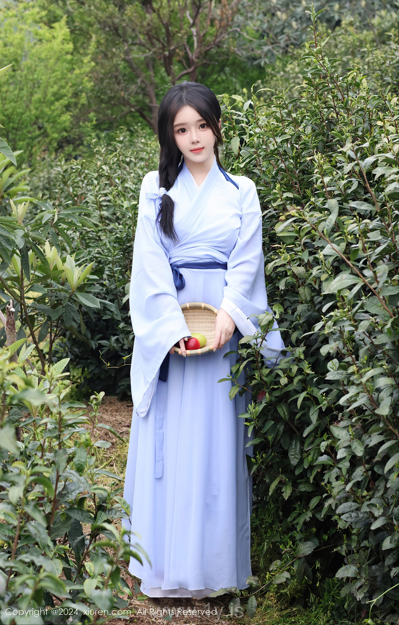 XIUREN(秀人网) No.8386 Decent Chinese Femme fatale 小薯条nienie