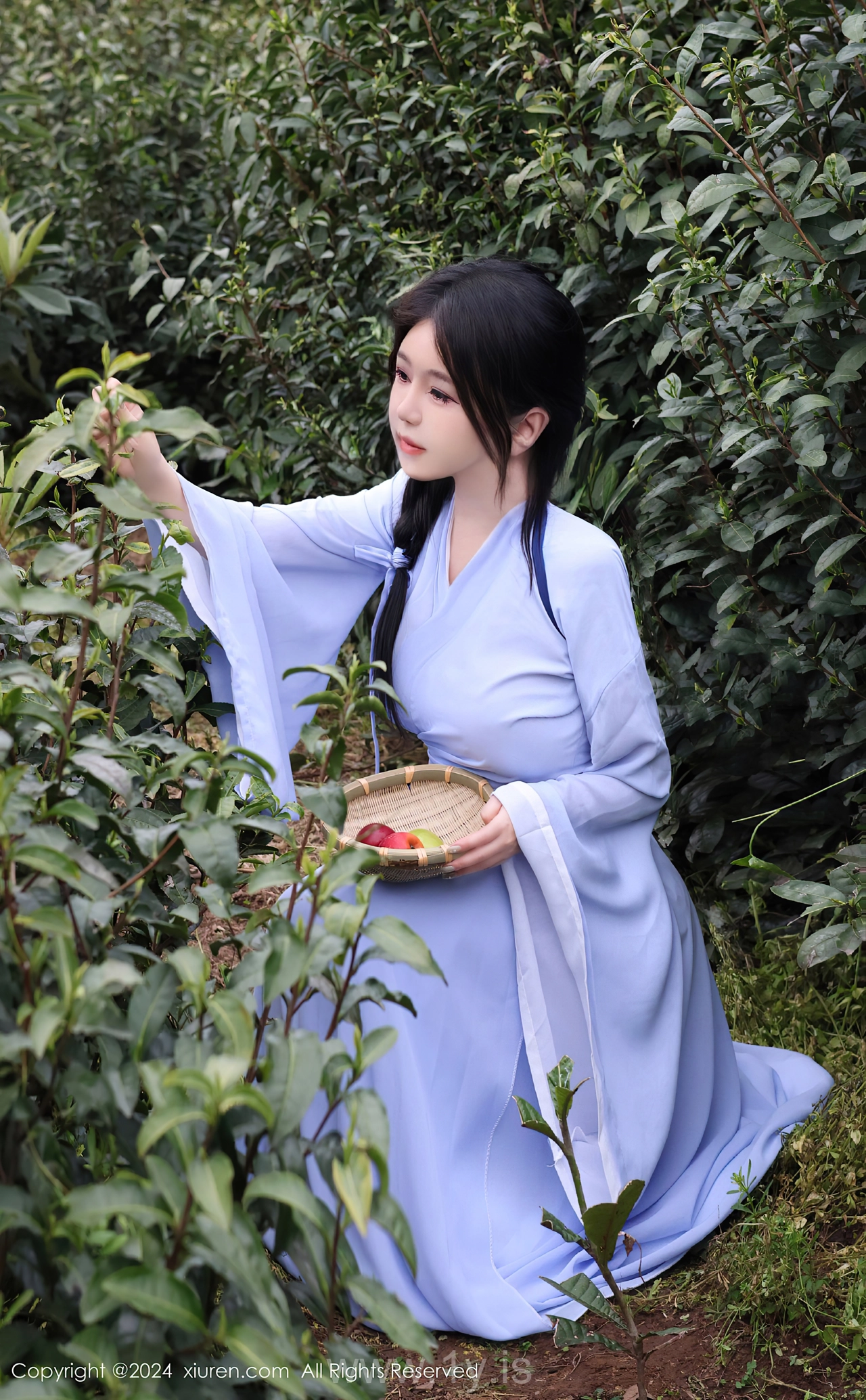 XIUREN(秀人网) No.8386 Decent Chinese Femme fatale 小薯条nienie