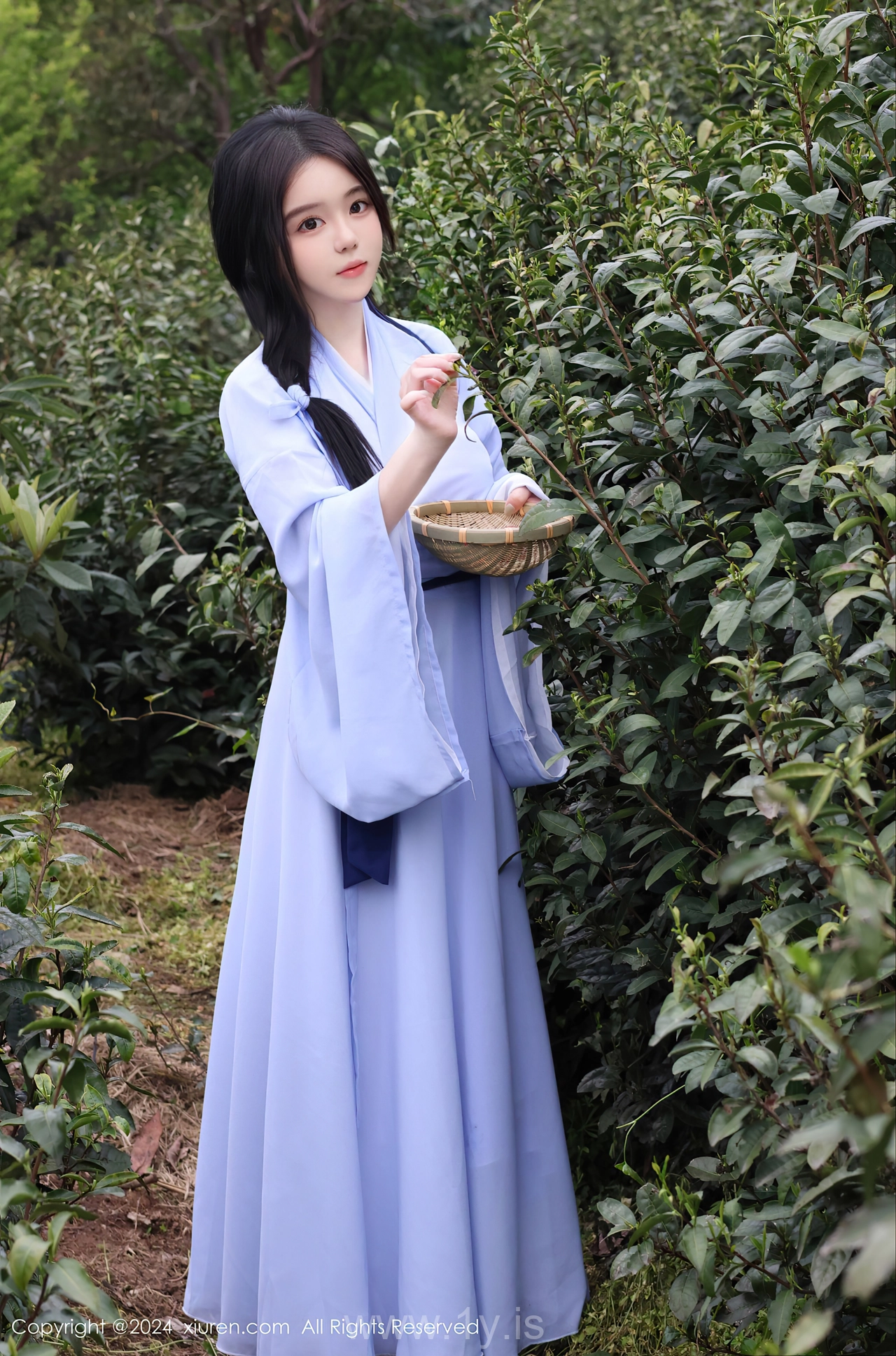 XIUREN(秀人网) No.8386 Decent Chinese Femme fatale 小薯条nienie