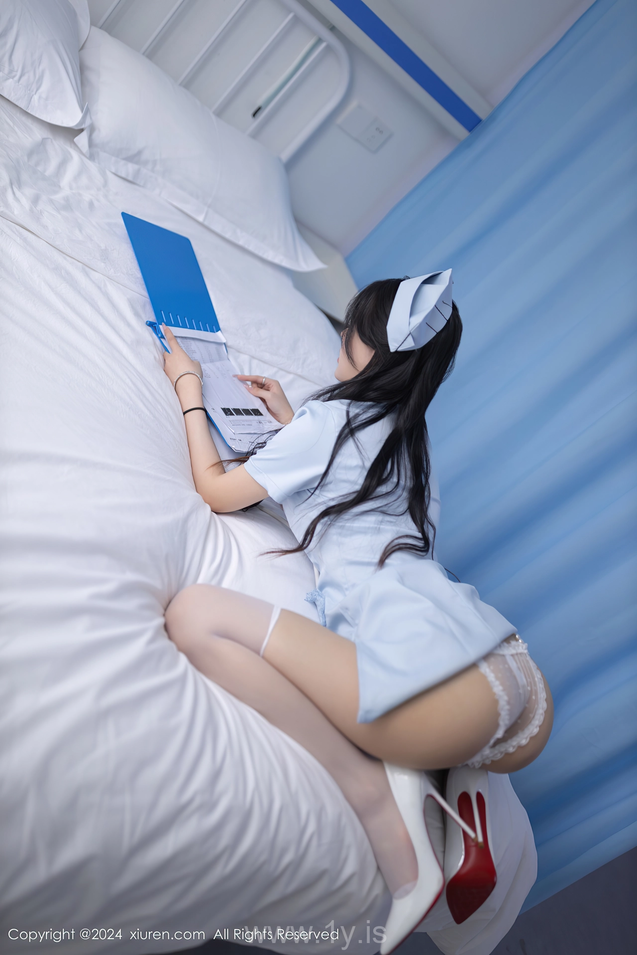 XIUREN(秀人网) No.8389 Sophisticated Chinese Diva 幼幼