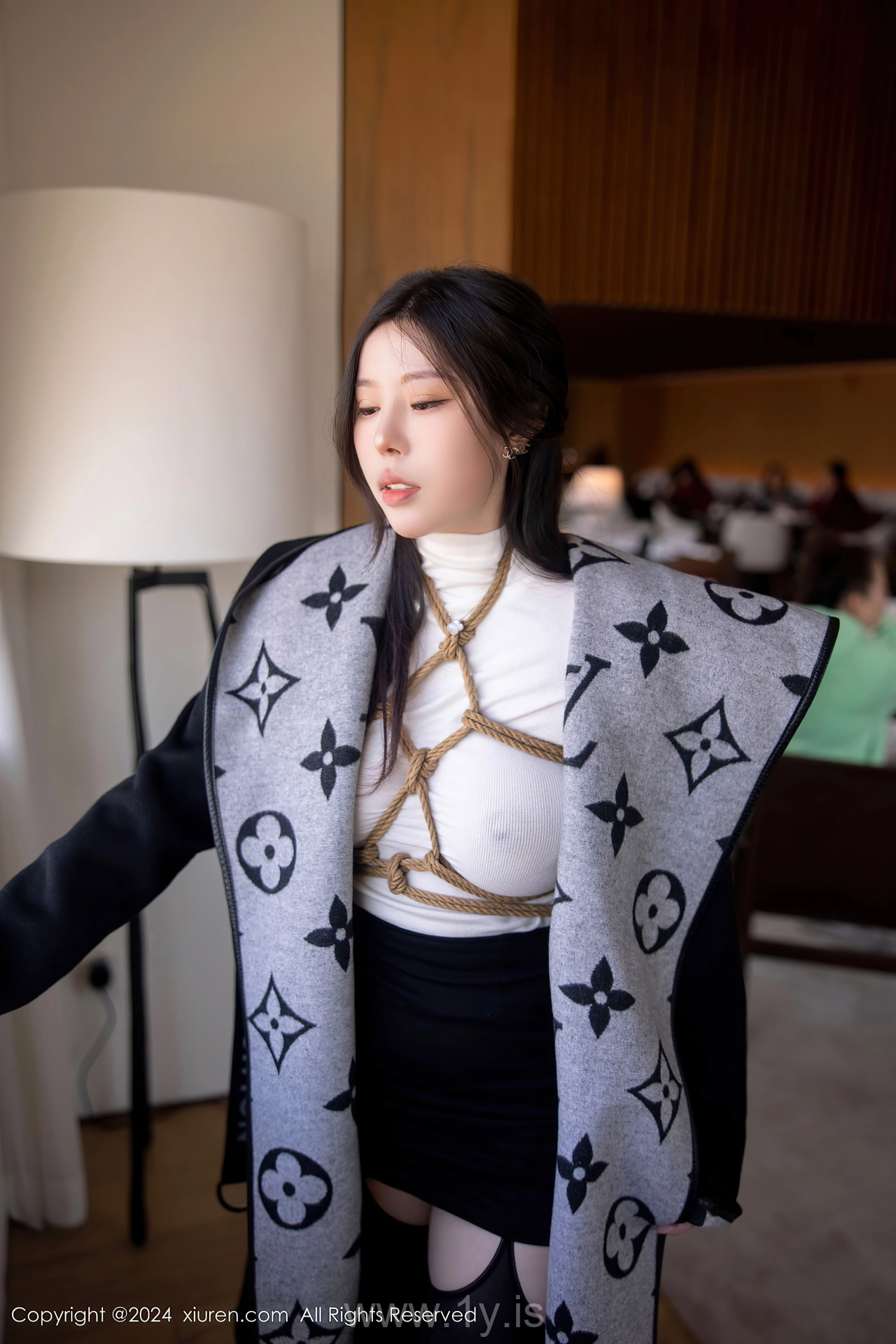 XIUREN(秀人网) No.8390 Ravishing Chinese Peri 白茹雪