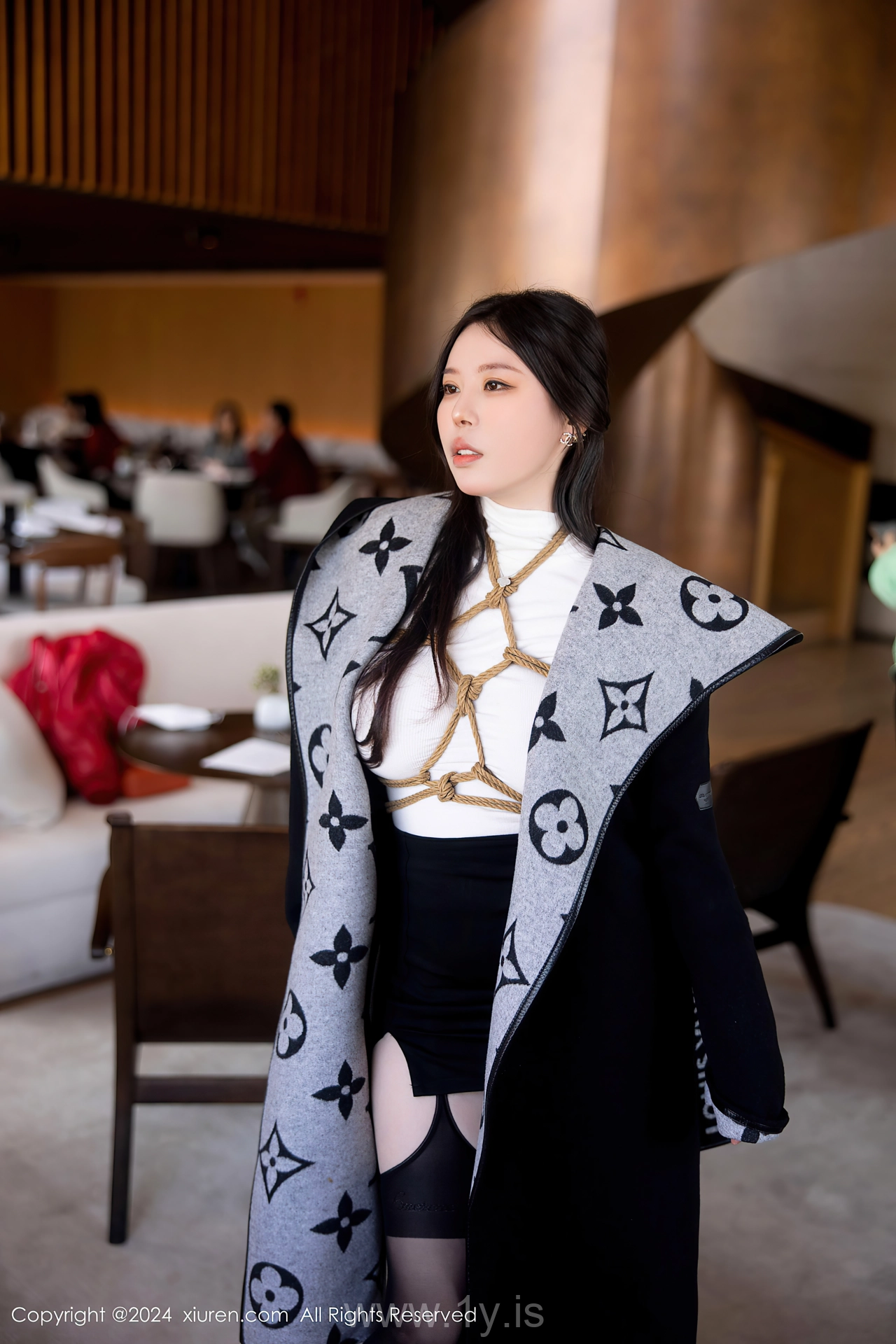 XIUREN(秀人网) No.8390 Ravishing Chinese Peri 白茹雪