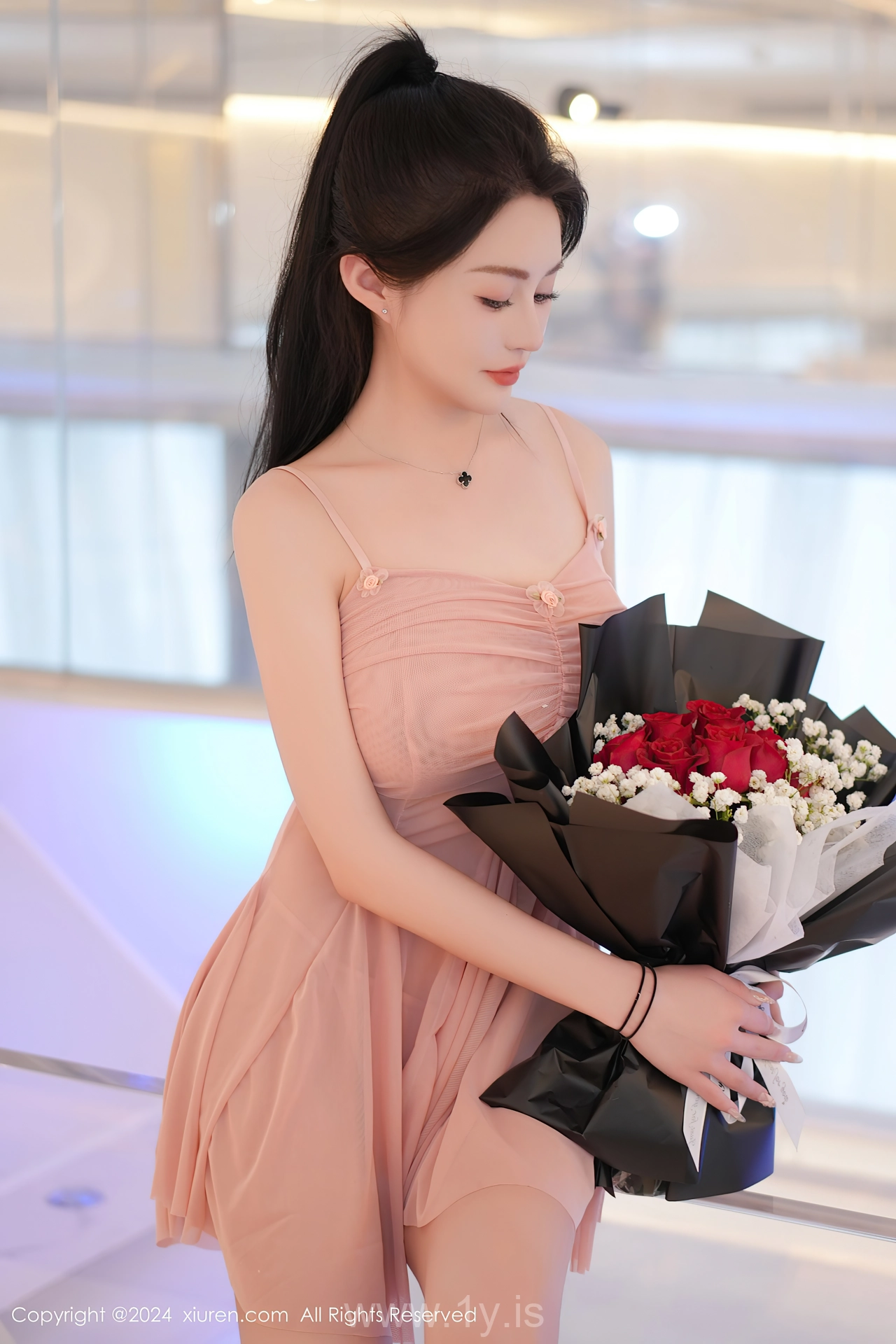 XIUREN(秀人网) No.8395 Mesmerizing & Beautiful Asian Goddess 林幼一