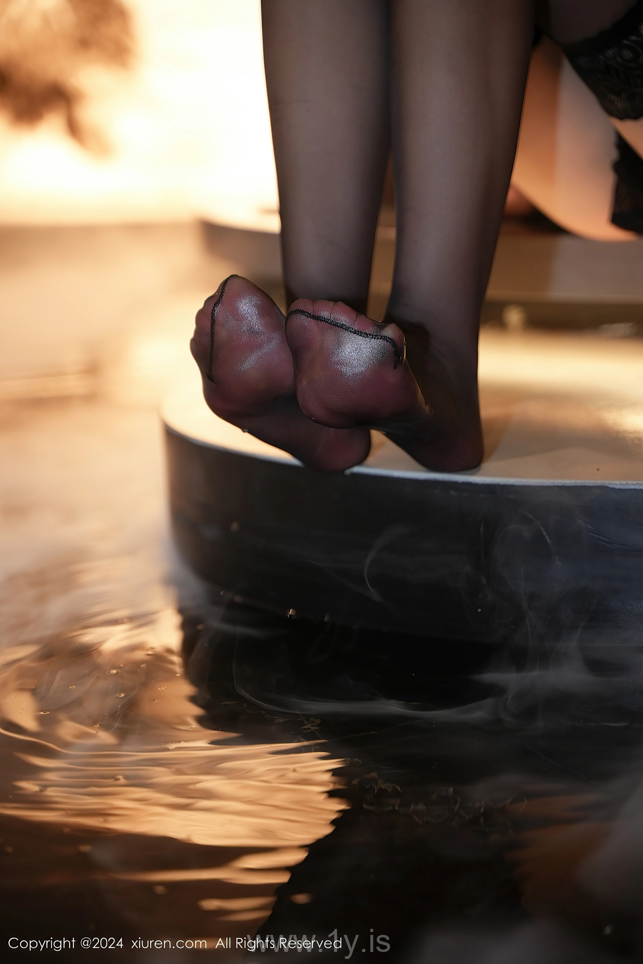 XIUREN(秀人网) No.8399 Beautiful & Adorable Asian Goddess Carol周妍希X