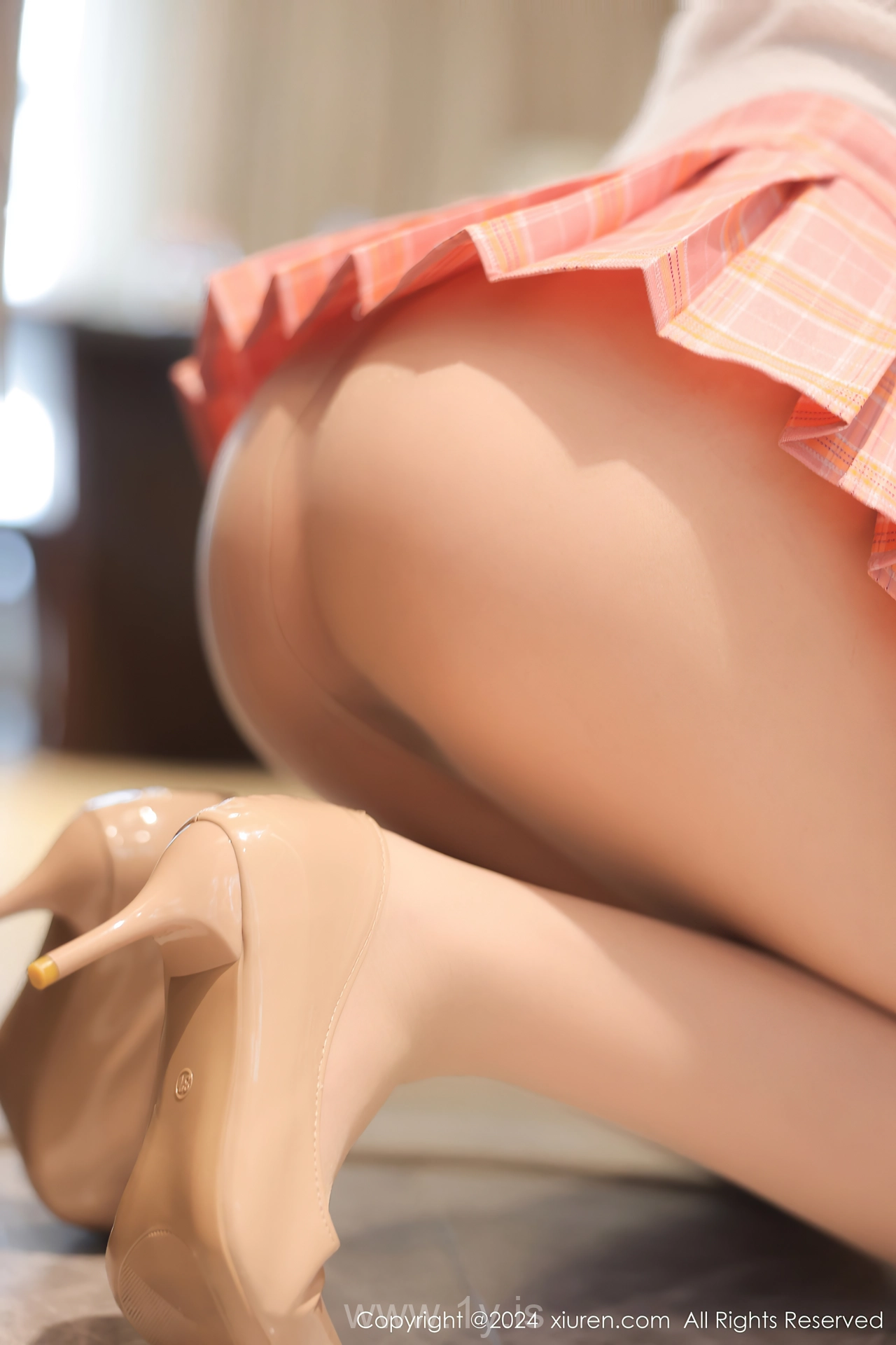 XIUREN(秀人网) No.8404 Decent & Well Done Asian Belle 徐若兮