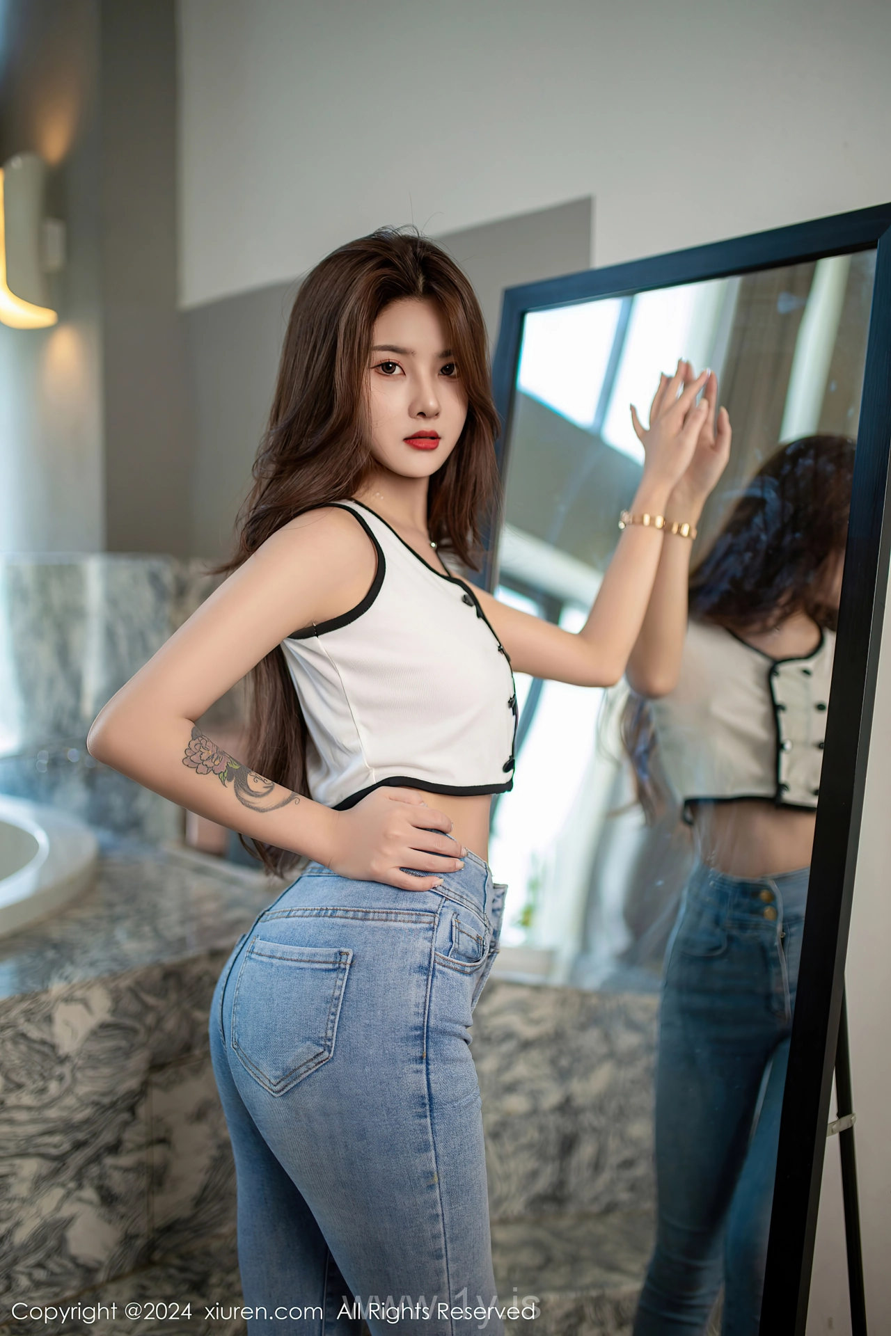 XIUREN(秀人网) No.8410 Voluptuous & Knockout Asian Queen 仙女爱自由