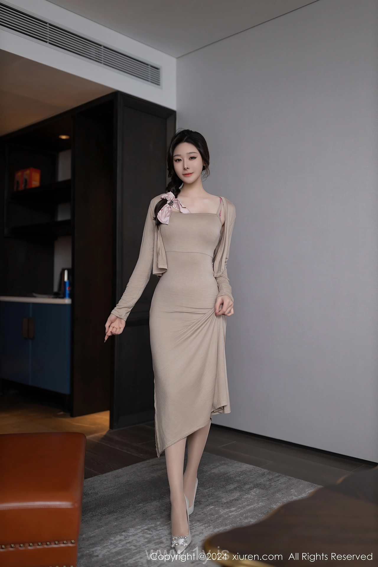 XIUREN(秀人网) No.8417 Extraordinary & Quiet Chinese Goddess 小逗逗