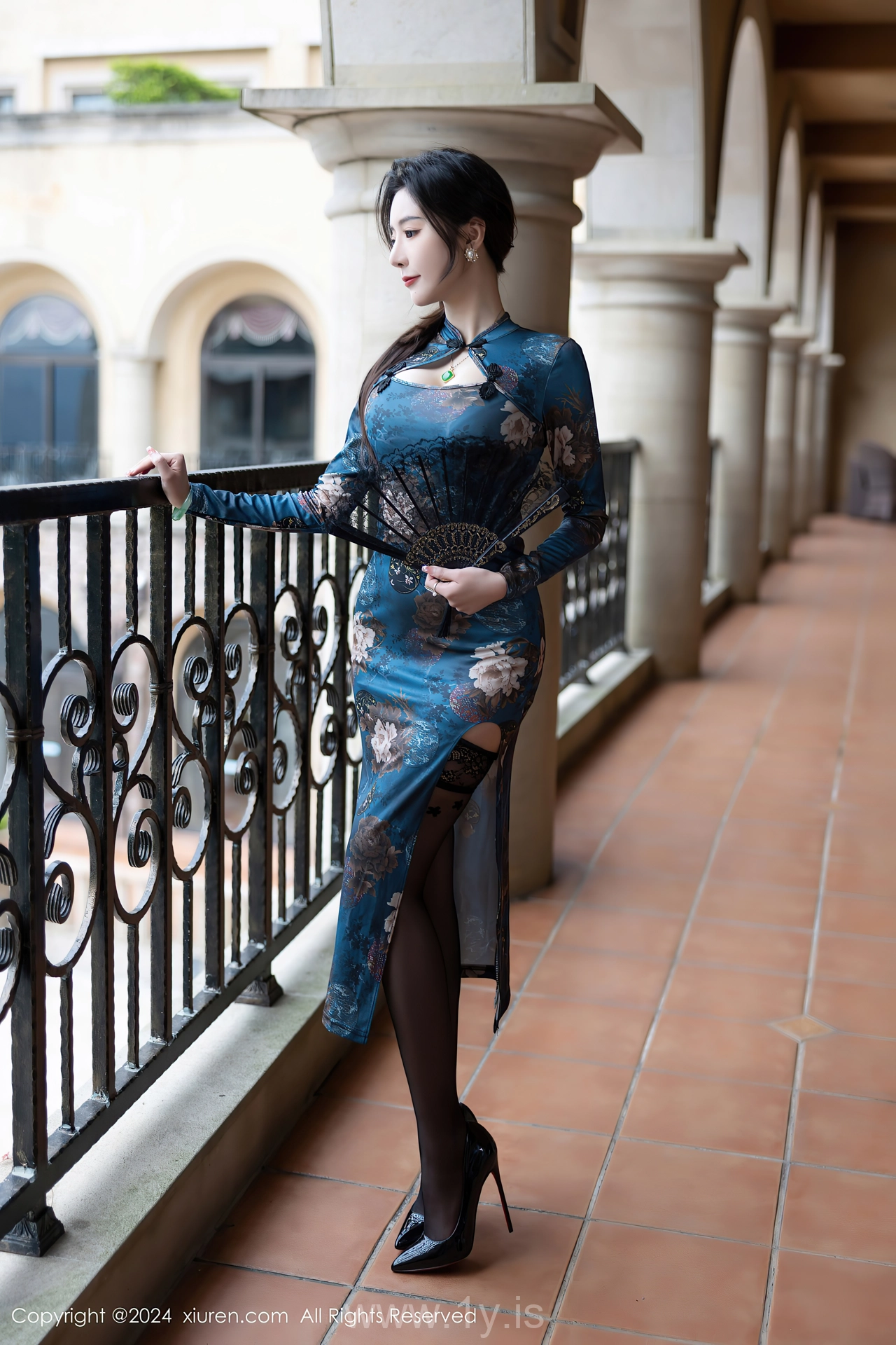 XIUREN(秀人网) No.8425 Quiet Asian Women 王馨瑶yanni