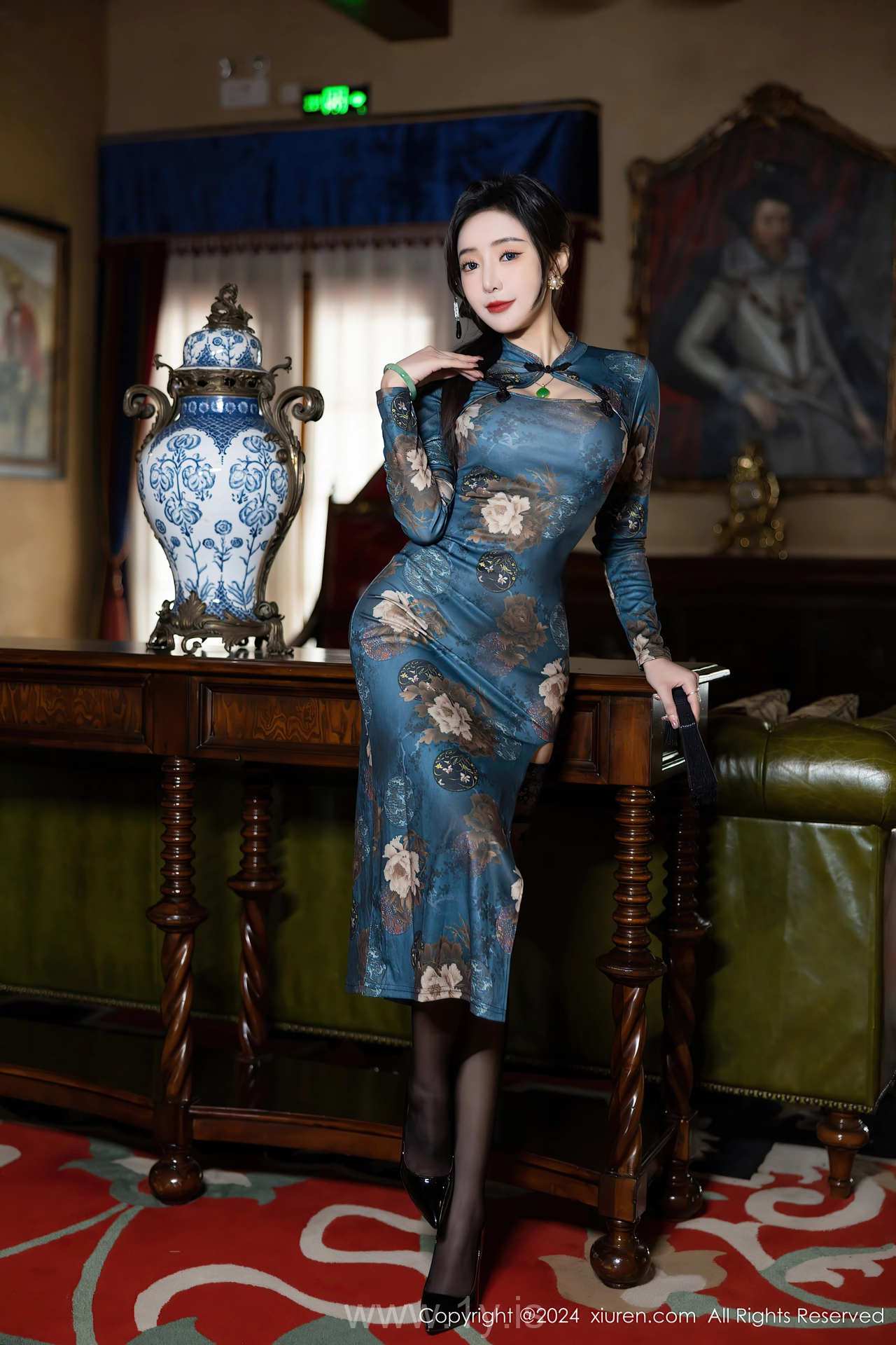 XIUREN(秀人网) No.8425 Quiet Asian Women 王馨瑶yanni