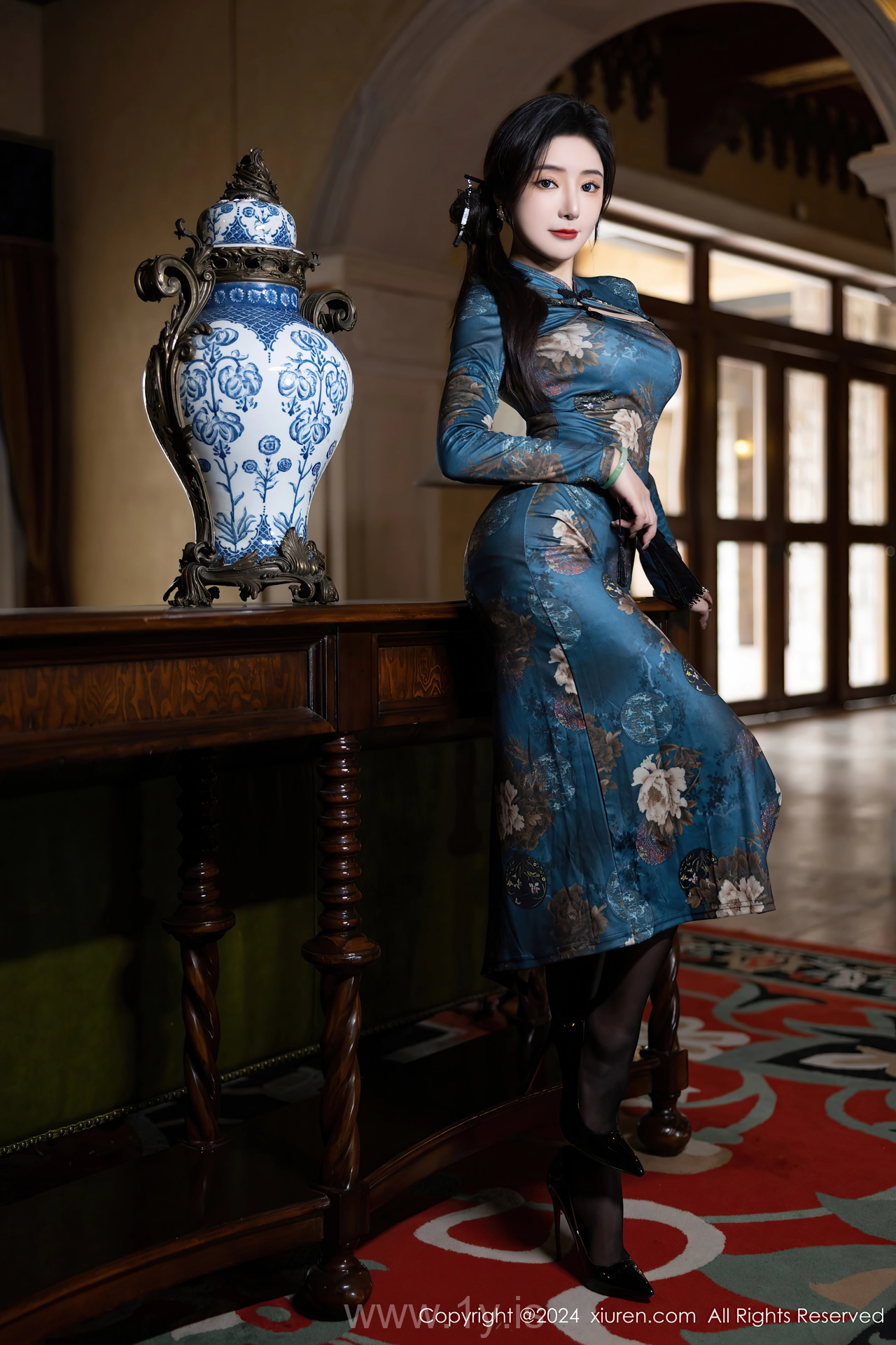 XIUREN(秀人网) No.8425 Quiet Asian Women 王馨瑶yanni