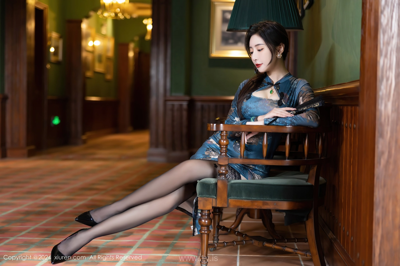 XIUREN(秀人网) No.8425 Quiet Asian Women 王馨瑶yanni