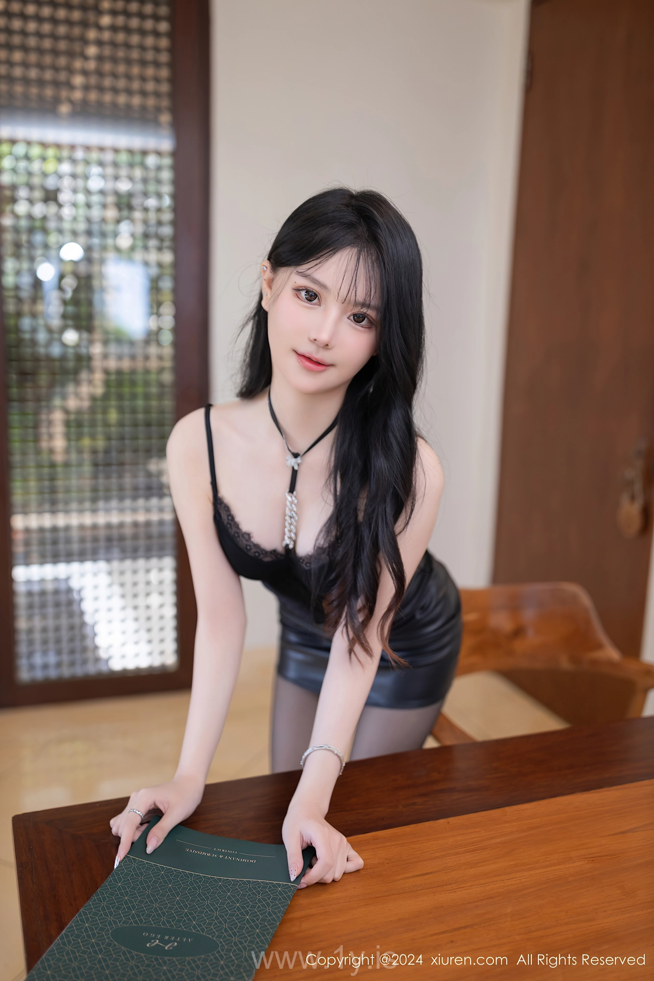 XIUREN(秀人网) No.8426 Sensuous Asian Hottie 幼幼