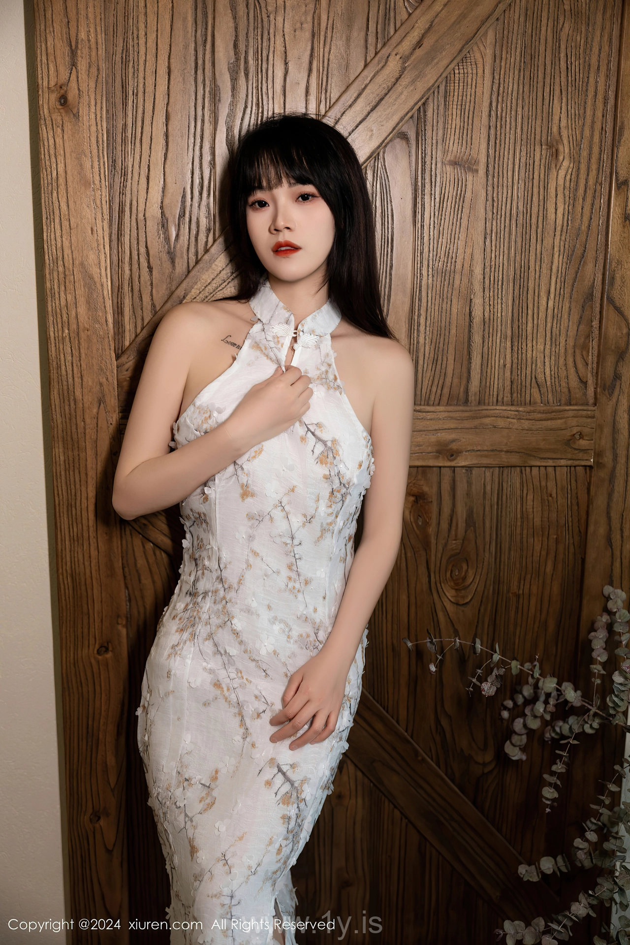 XIUREN(秀人网) No.8434 Charming & Chic Chinese Siren 唐安诺