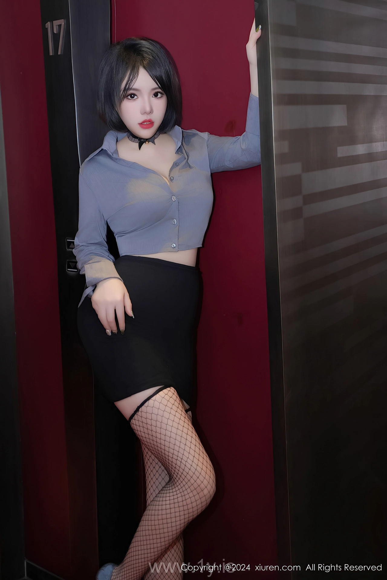 XIUREN(秀人网) No.8435 Stylish & Irresistible Chinese Dreamgirl 陆萱雅