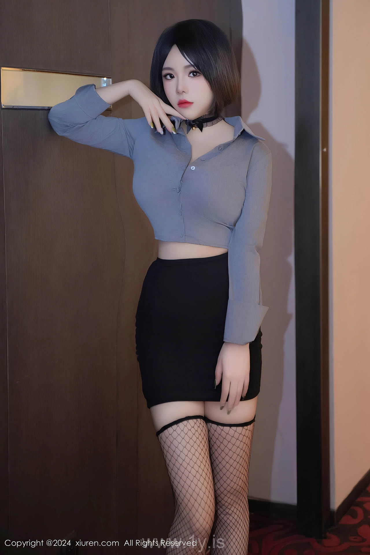 XIUREN(秀人网) No.8435 Stylish & Irresistible Chinese Dreamgirl 陆萱雅