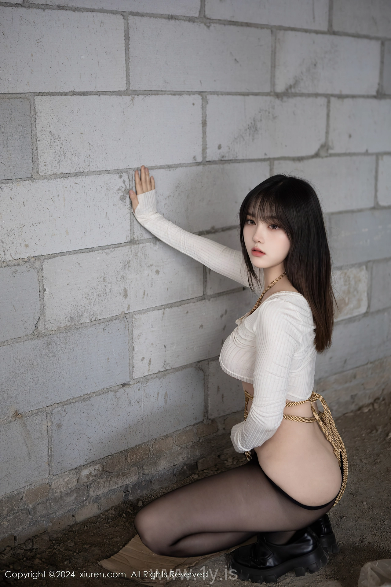 XIUREN(秀人网) No.8439 Trendy & Tempting Chinese Homebody Girl 豆瓣酱