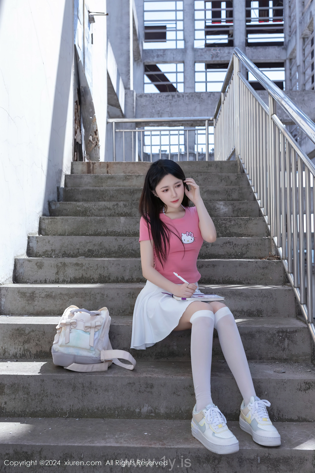 XIUREN(秀人网) No.8457 Innocent & Lovely Chinese Jewel 鱼子酱Fish