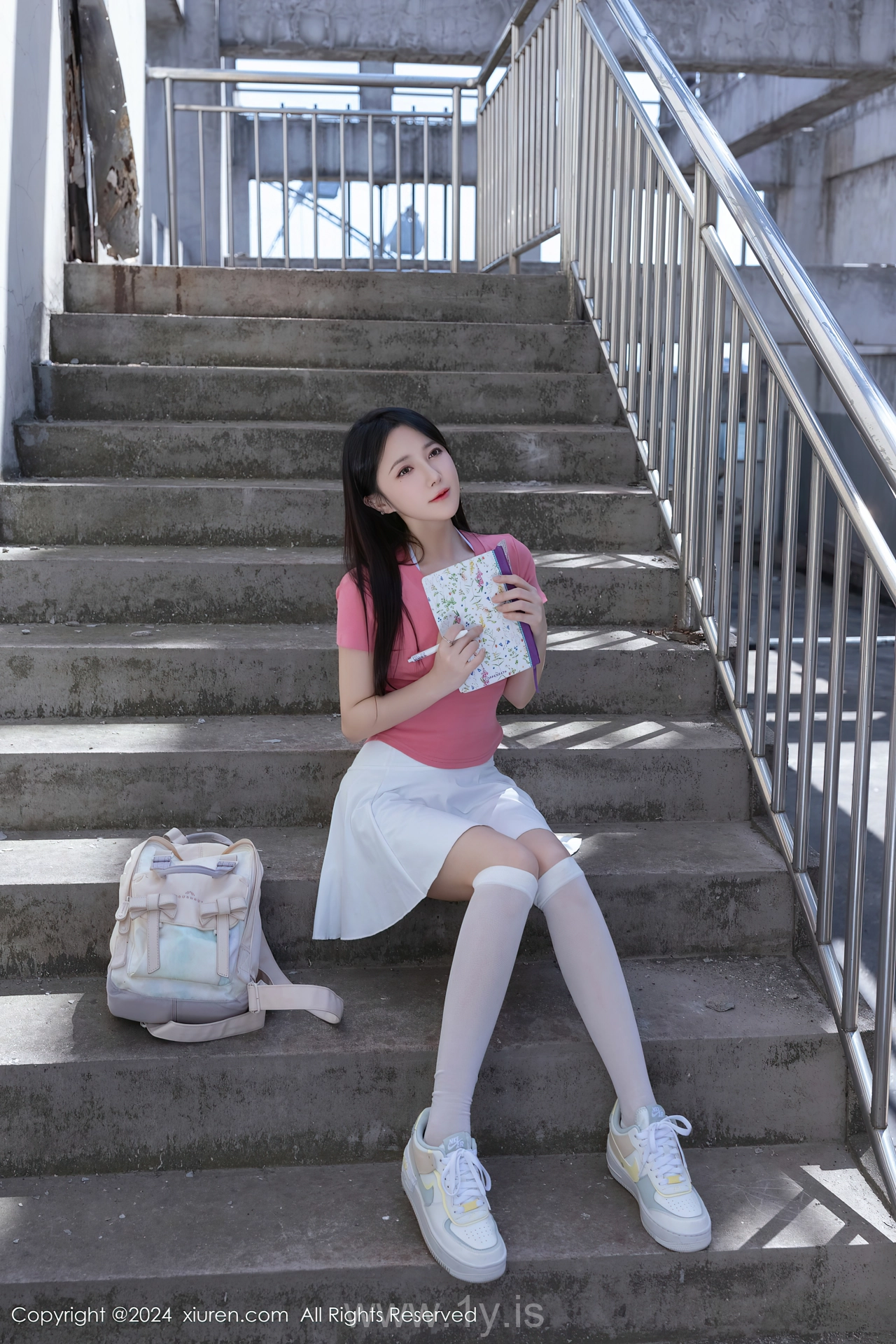 XIUREN(秀人网) No.8457 Innocent & Lovely Chinese Jewel 鱼子酱Fish