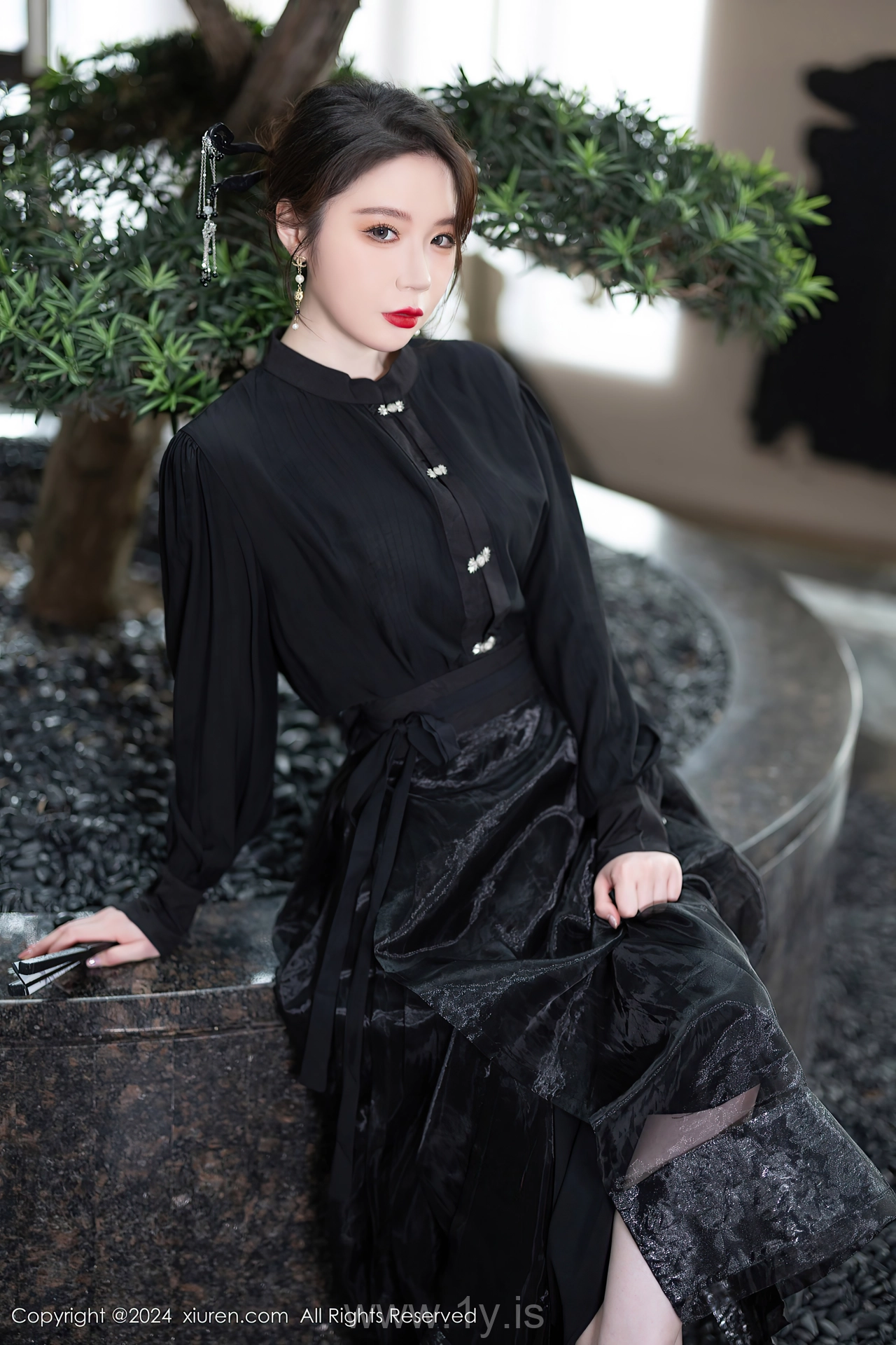 XIUREN(秀人网) No.8465 Breathtaking Asian Cutie 梦心玥