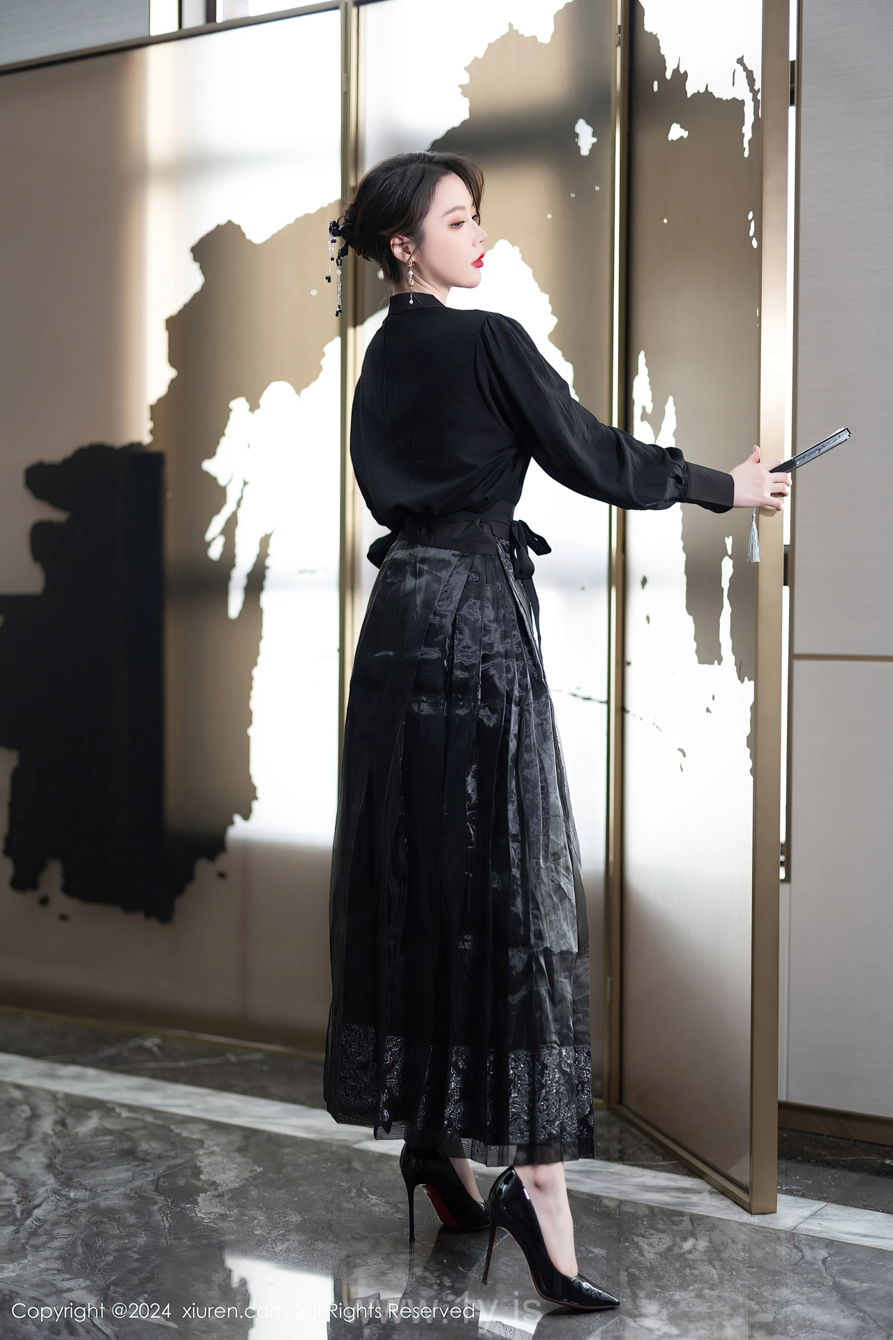 XIUREN(秀人网) No.8465 Breathtaking Asian Cutie 梦心玥