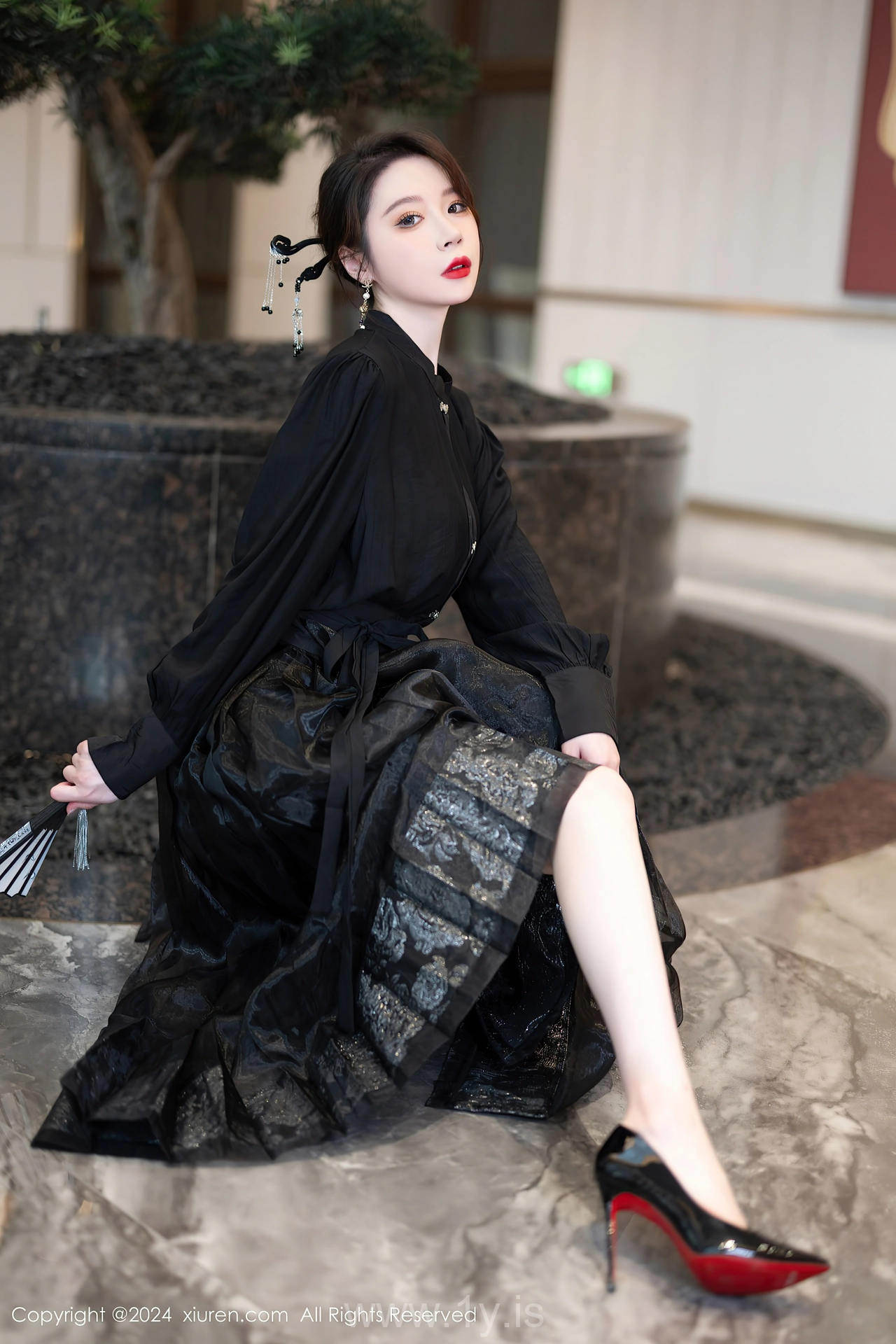 XIUREN(秀人网) No.8465 Breathtaking Asian Cutie 梦心玥