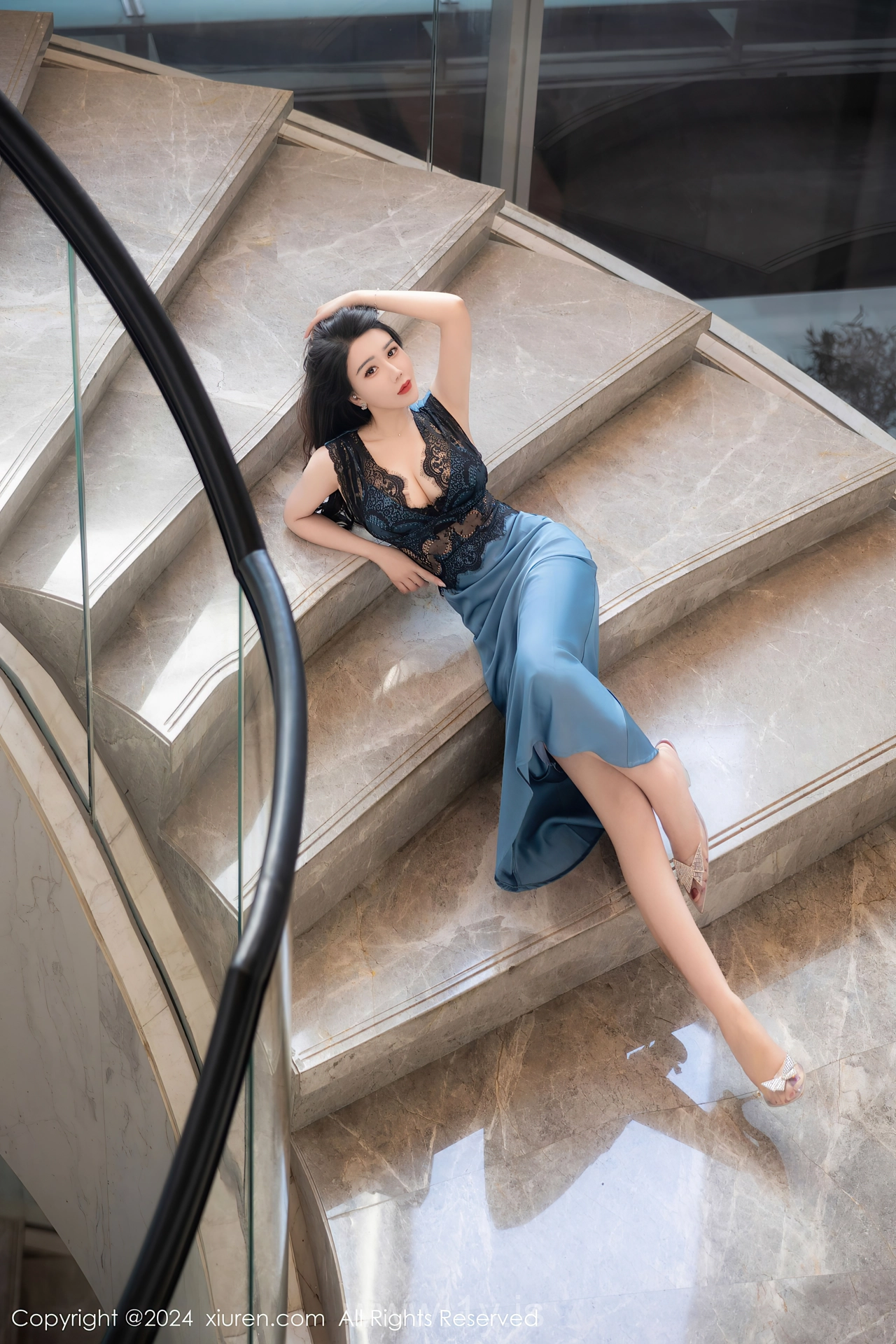 XIUREN(秀人网) No.8466 Breathtaking & Intriguing Chinese Siren 李若汐